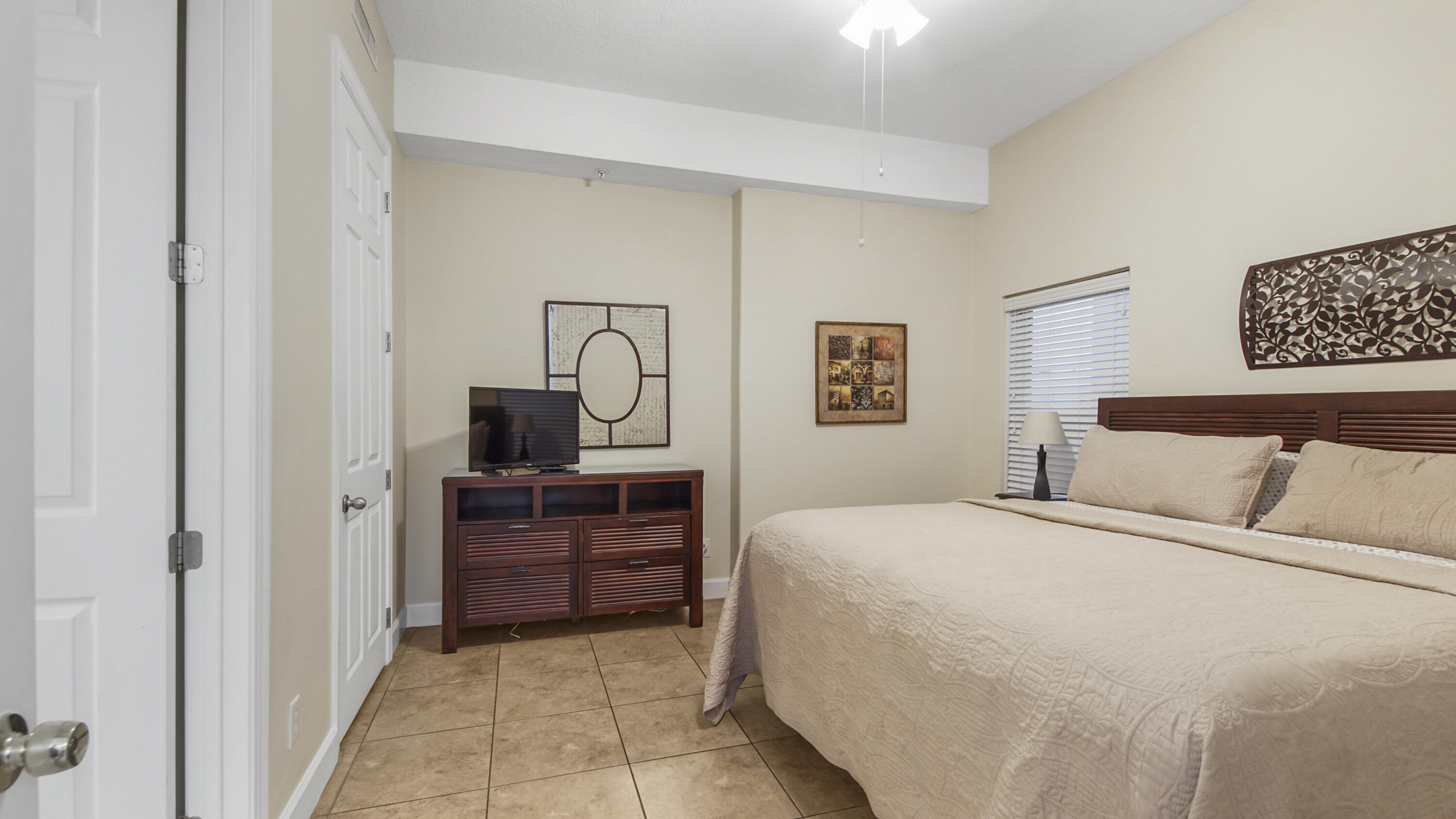 14415 Front Beach Road, 2301