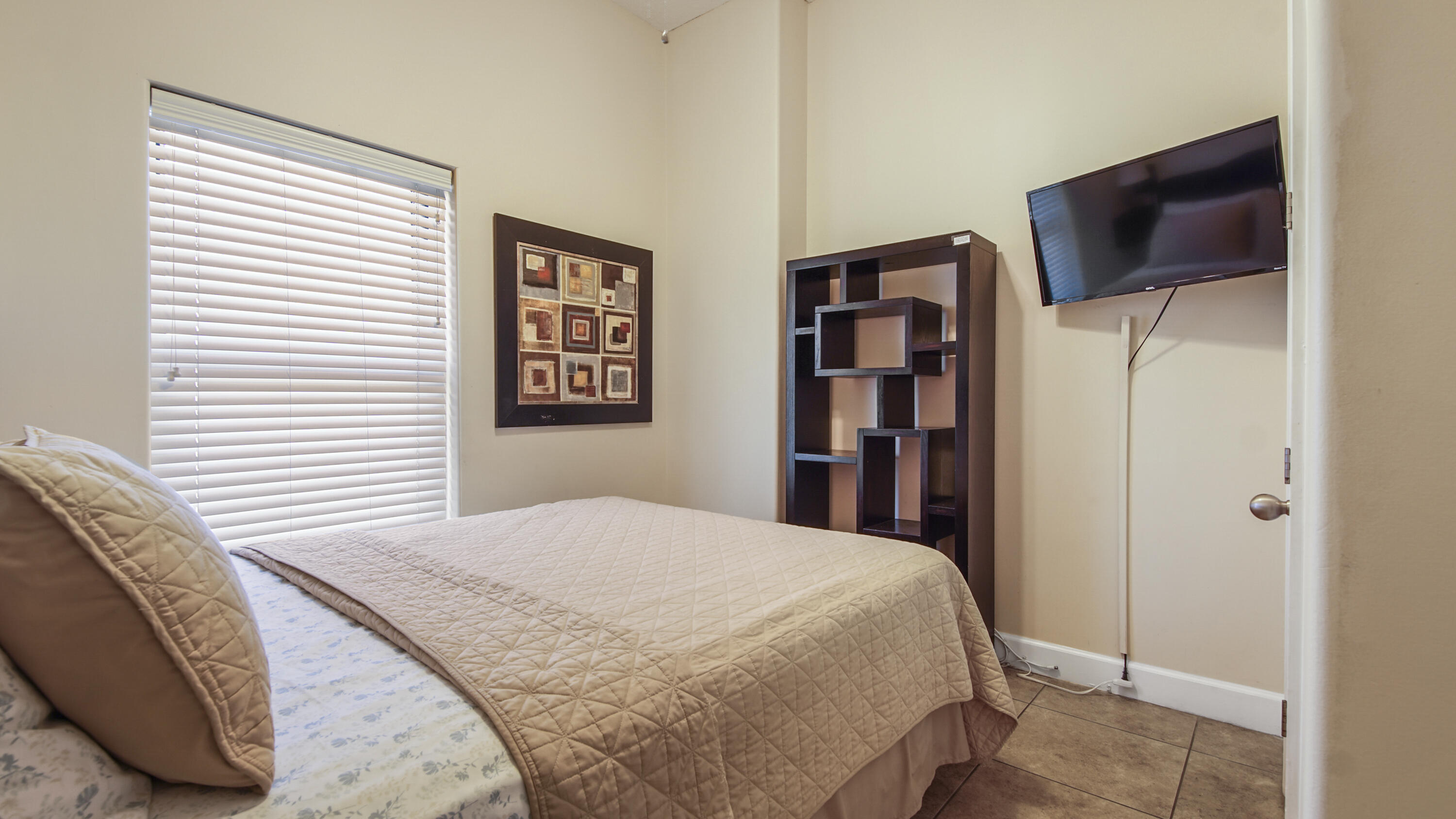 14415 Front Beach Road, 2301