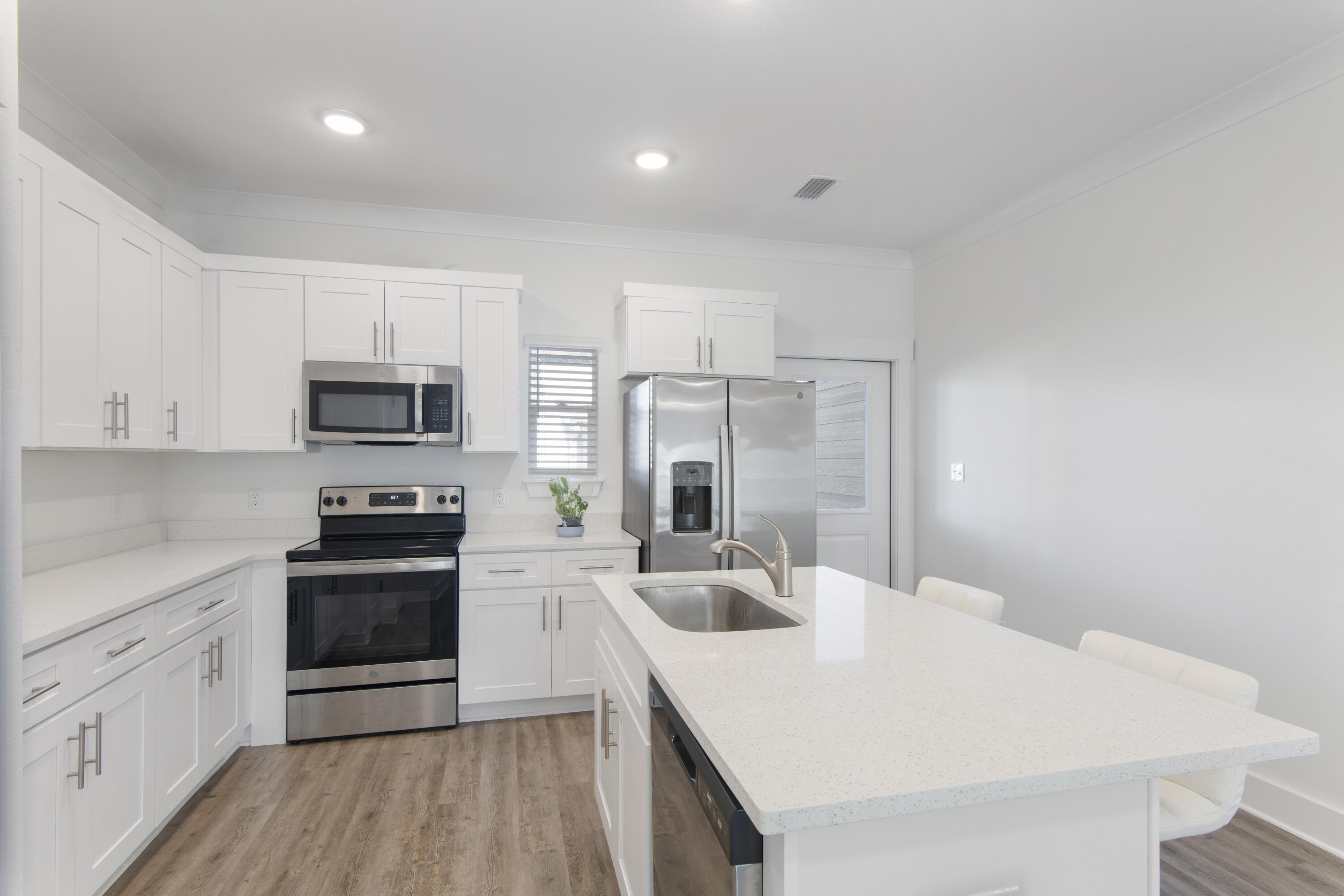 16 Date Palm Lane