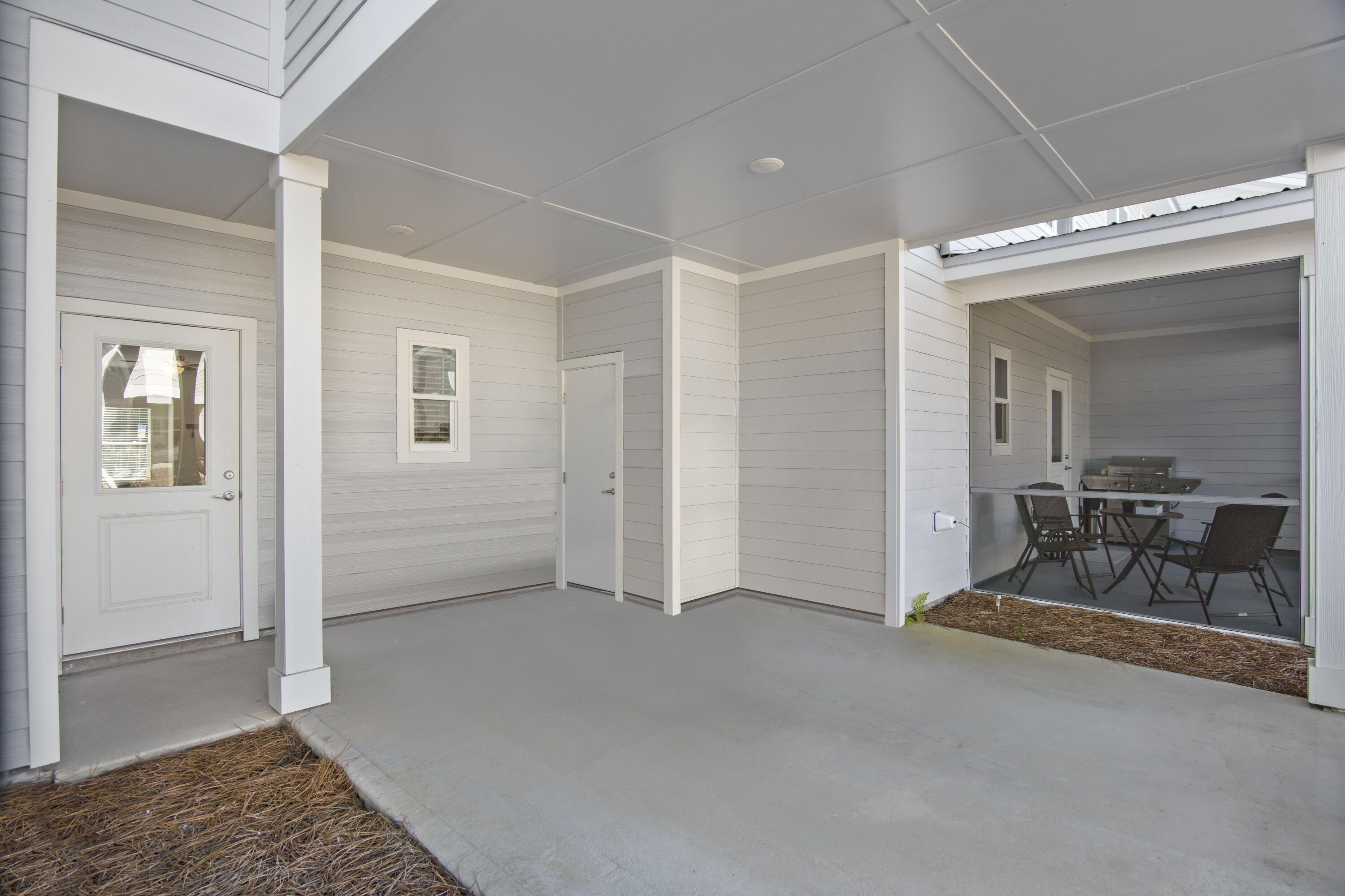 16 Date Palm Lane