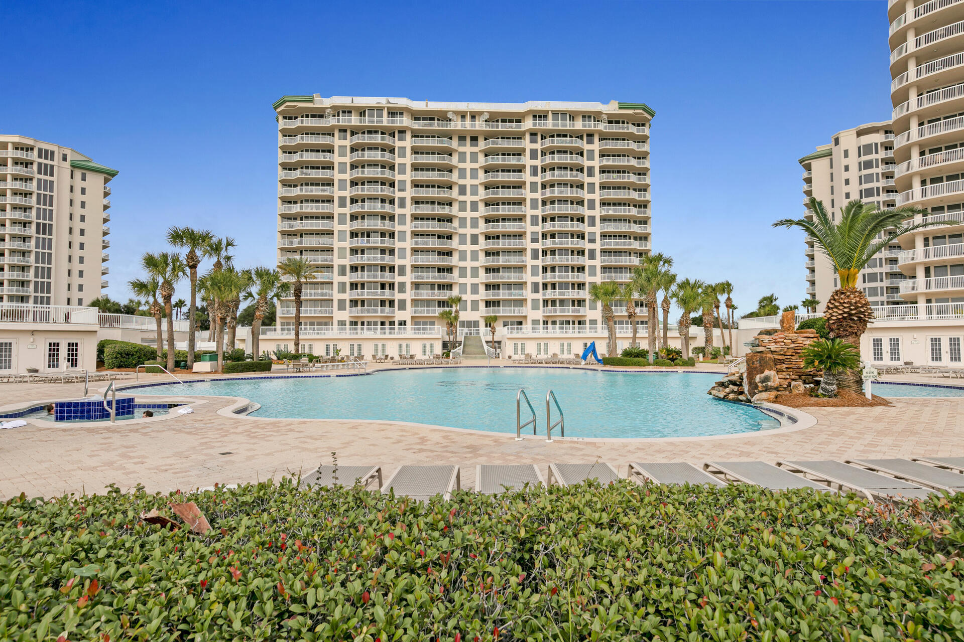 15100 Emerald Coast Parkway UNIT 301
