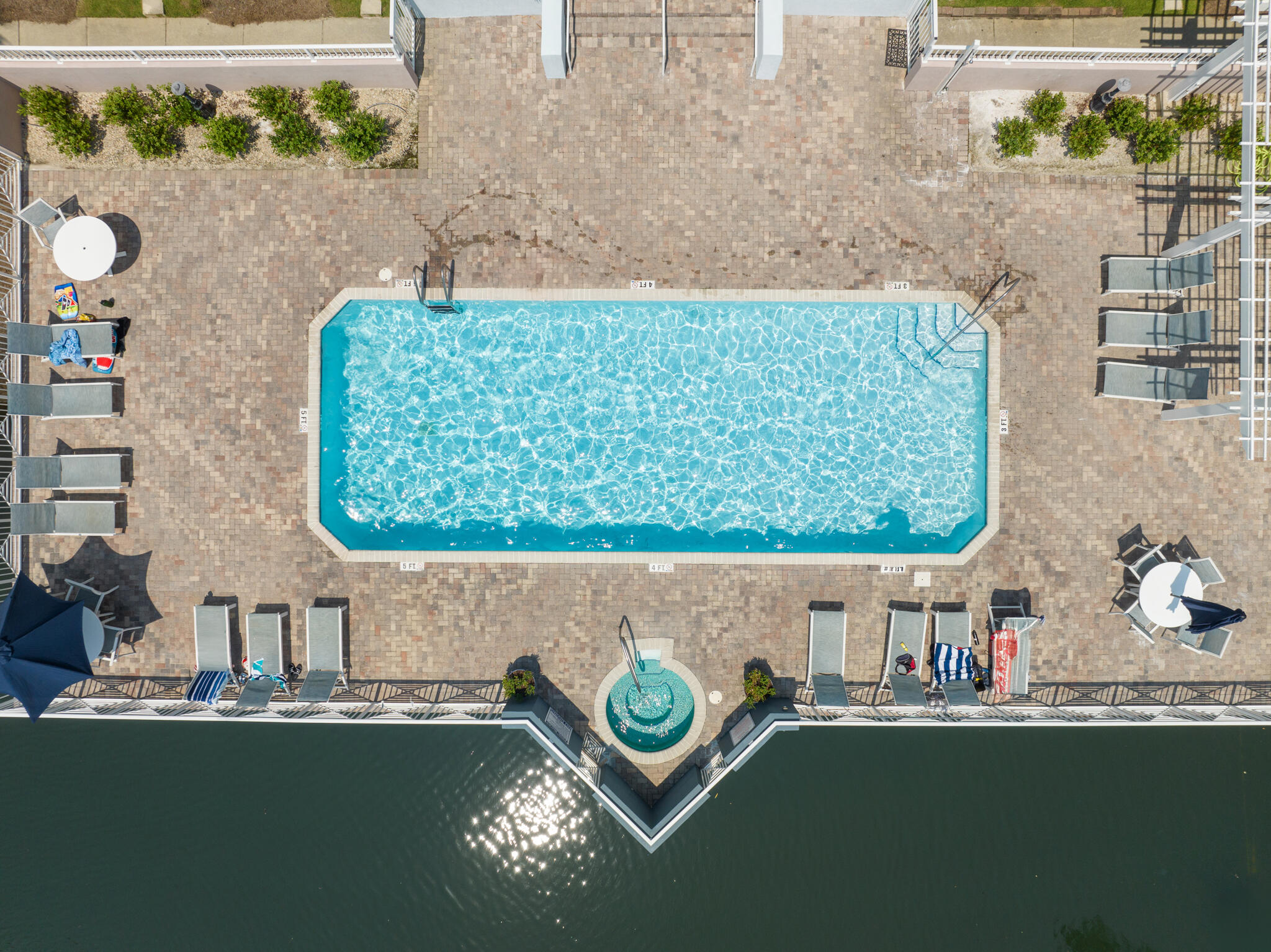 1740 S County Hwy 393, 101