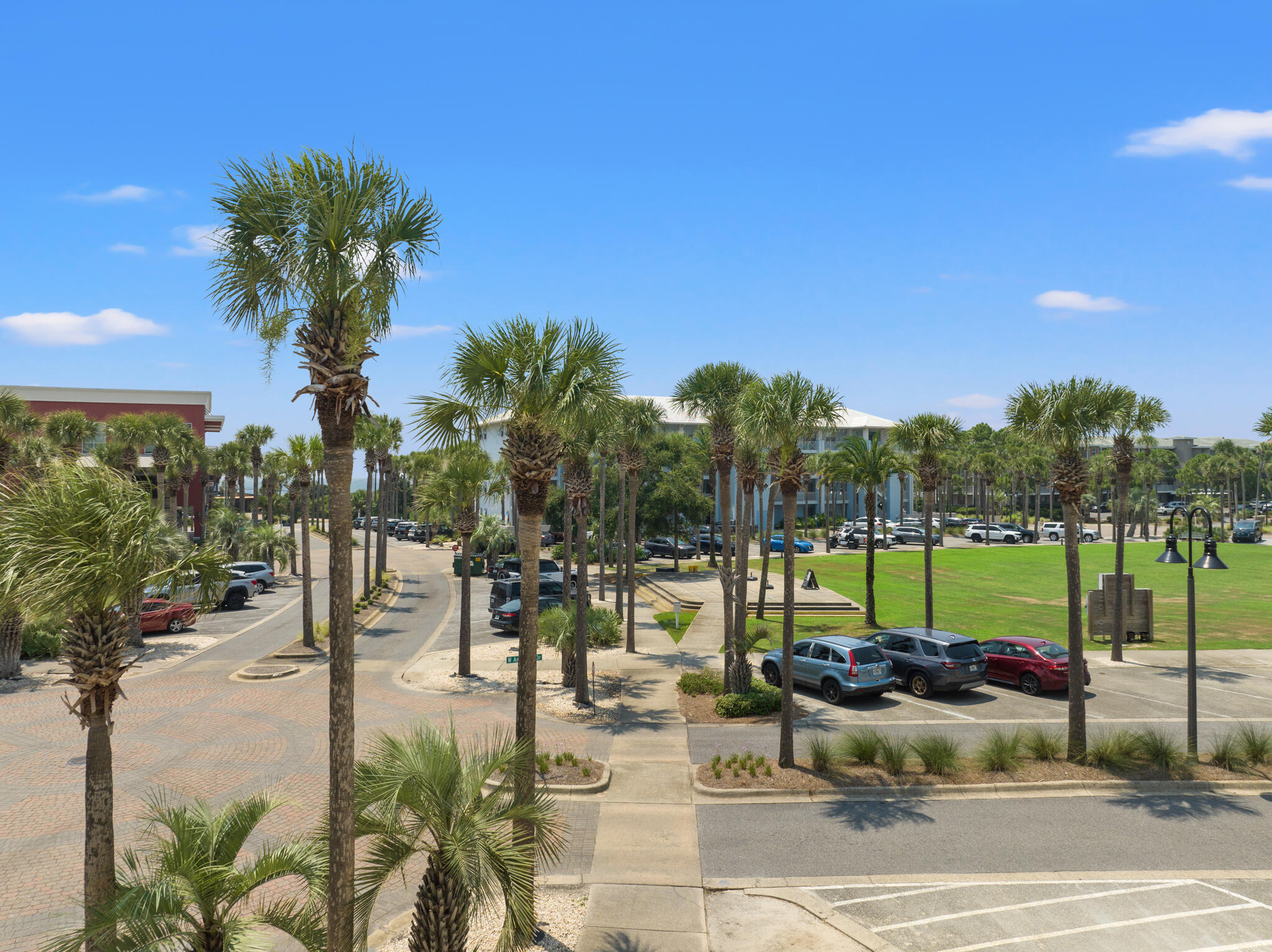 1740 S County Hwy 393, 101