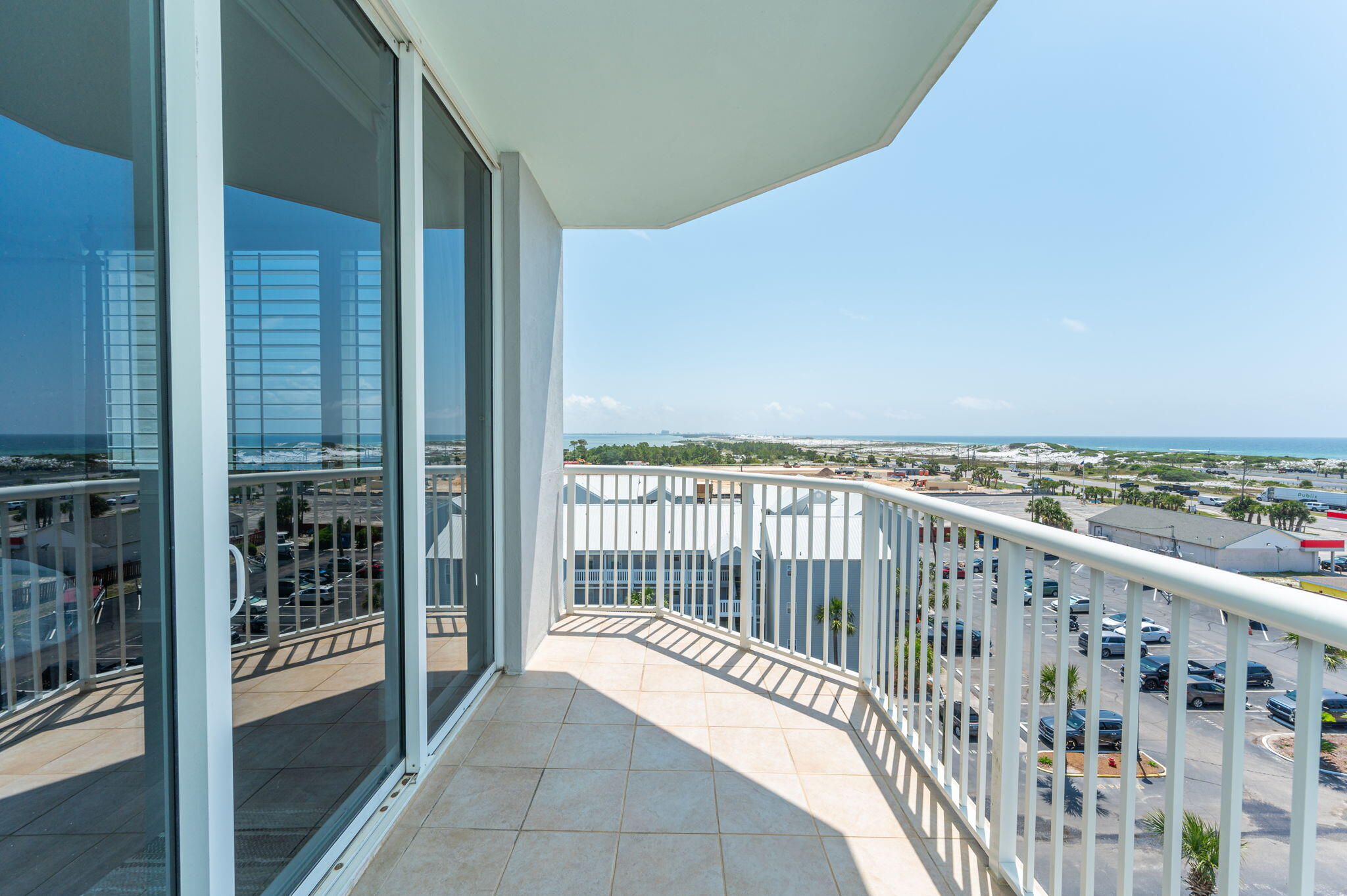 1328 SW Miracle Strip Pkwy PH01