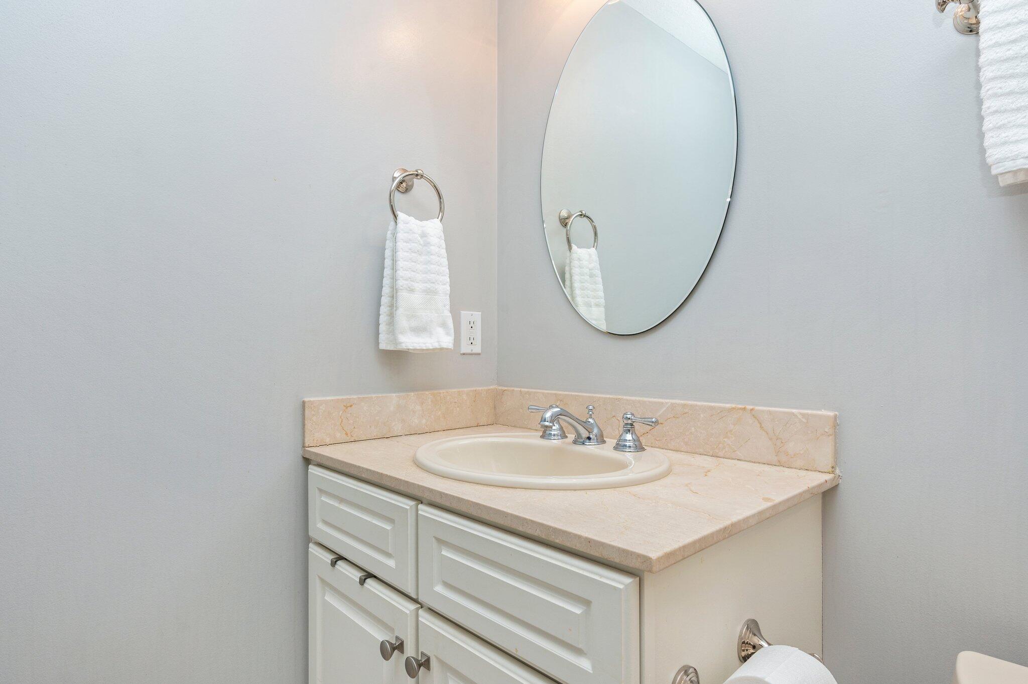 1328 SW Miracle Strip Pkwy PH01