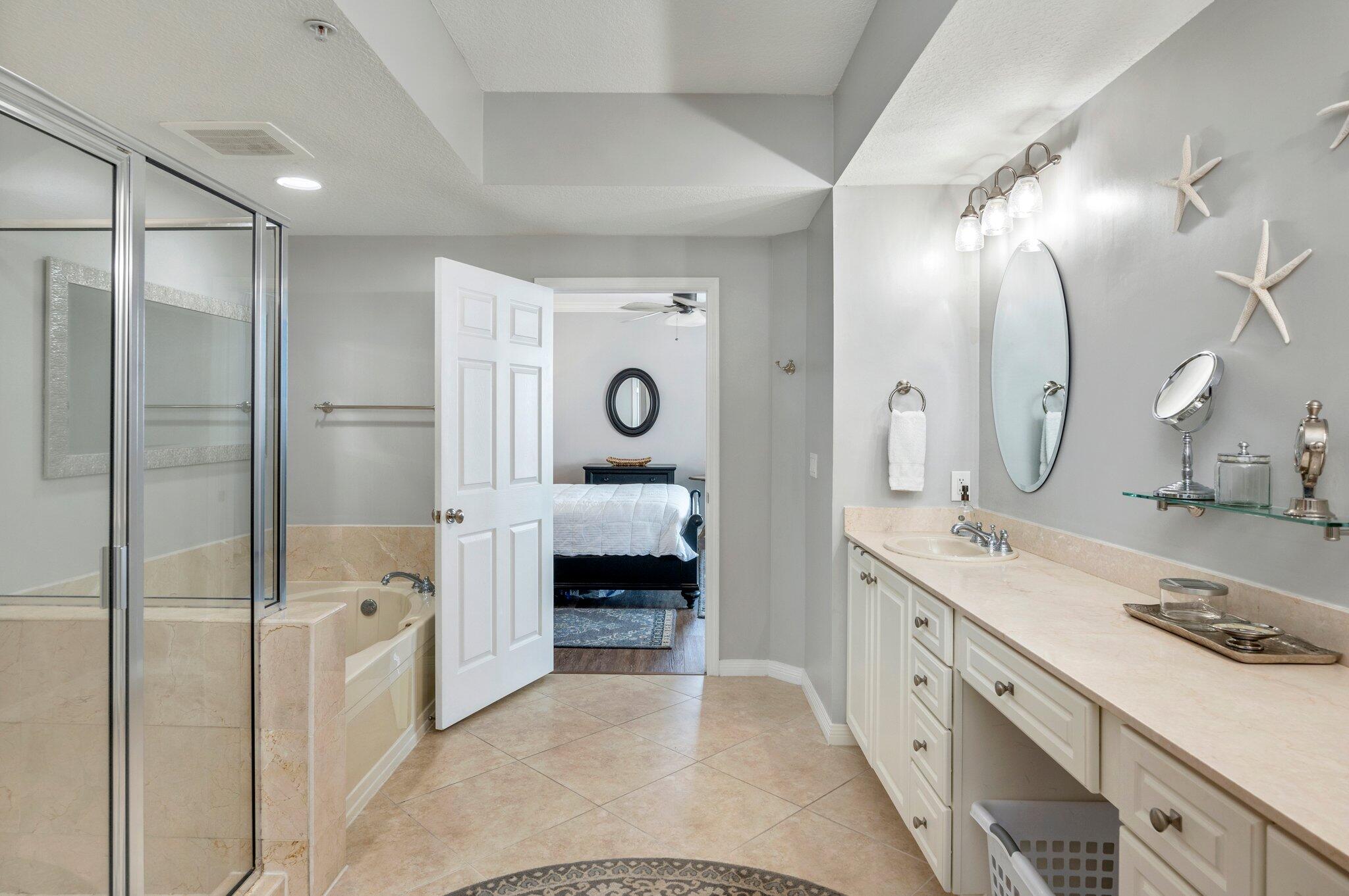 1328 SW Miracle Strip Pkwy PH01