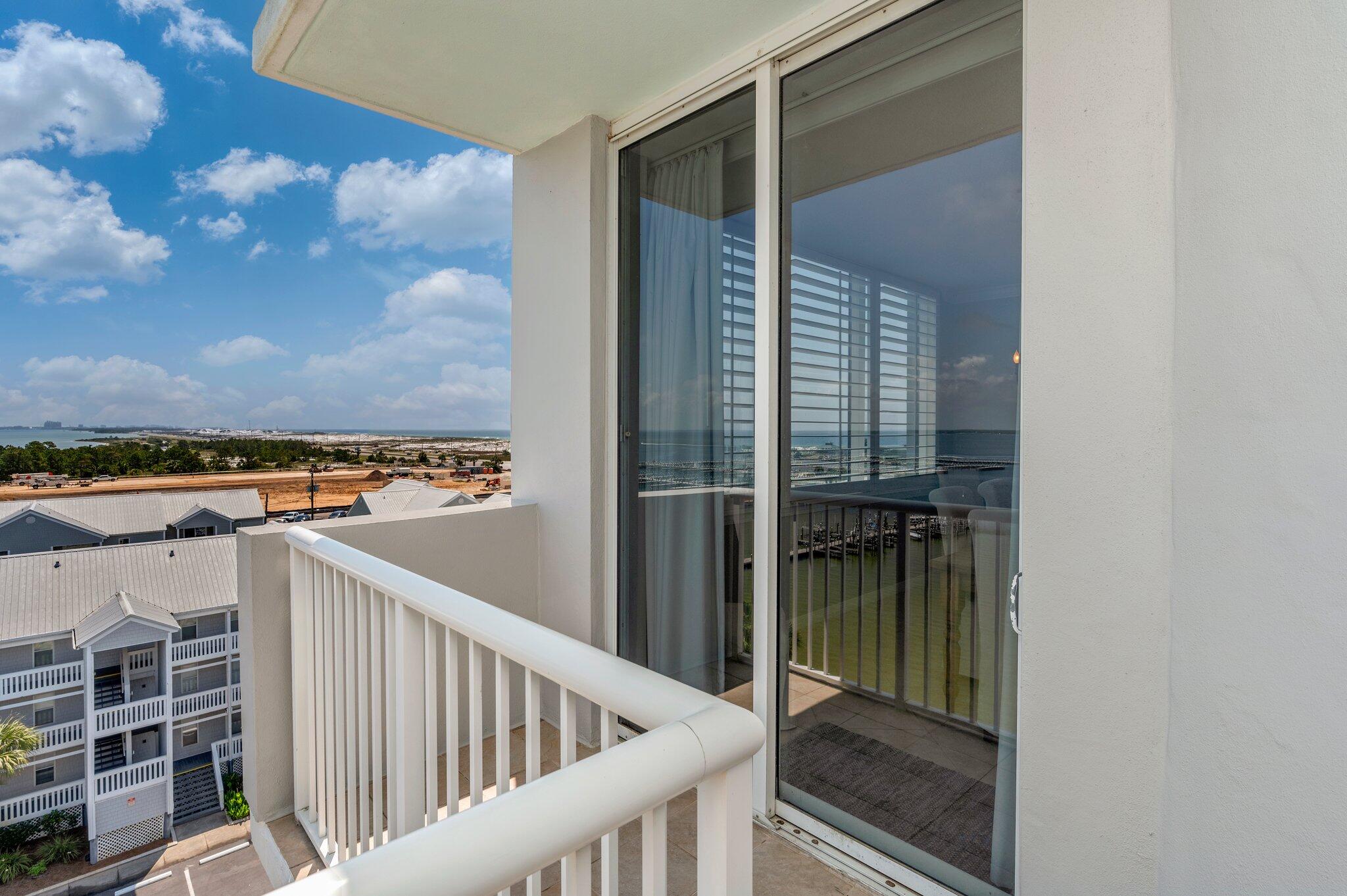 1328 SW Miracle Strip Pkwy PH01