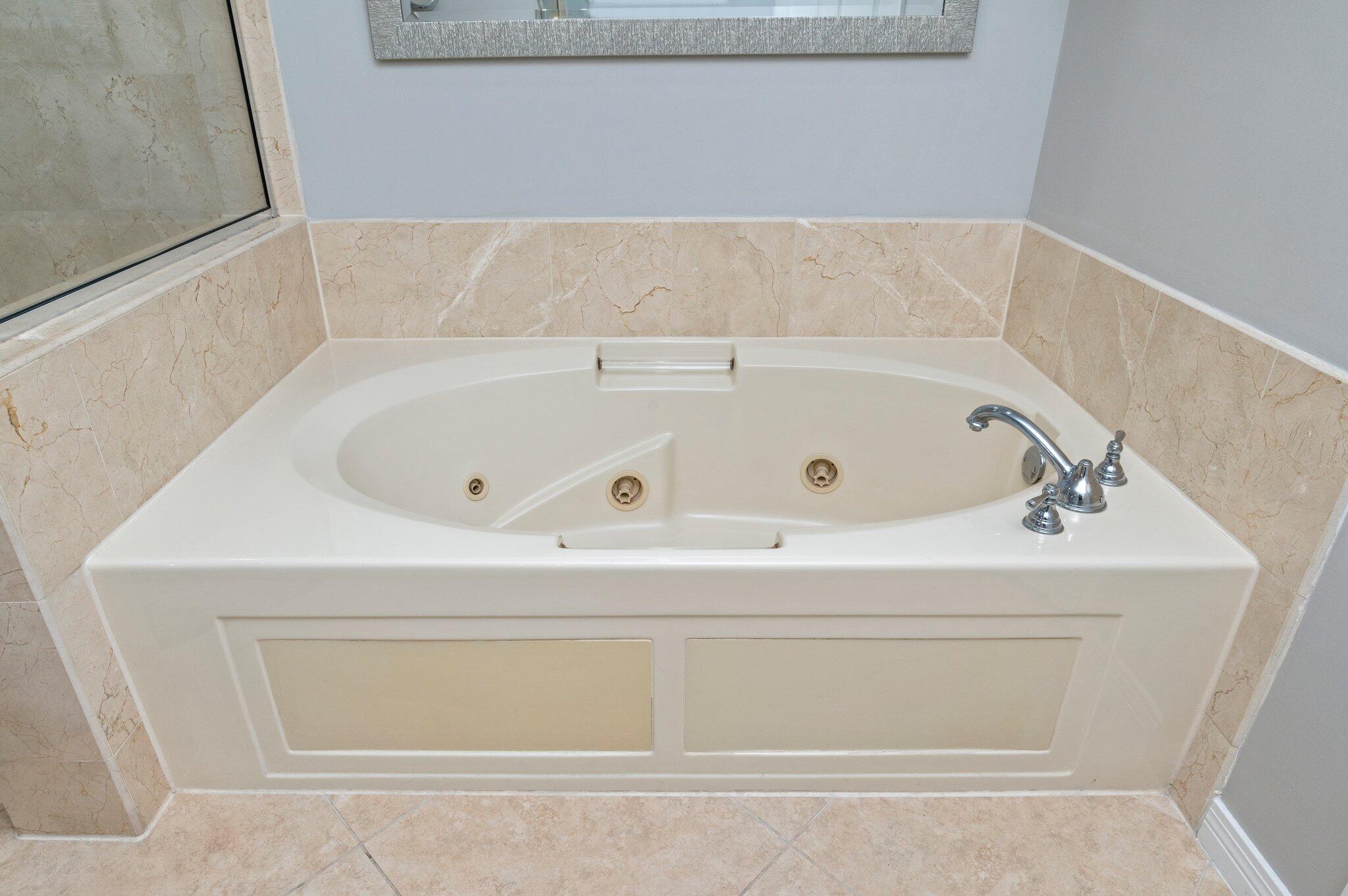 1328 SW Miracle Strip Pkwy PH01