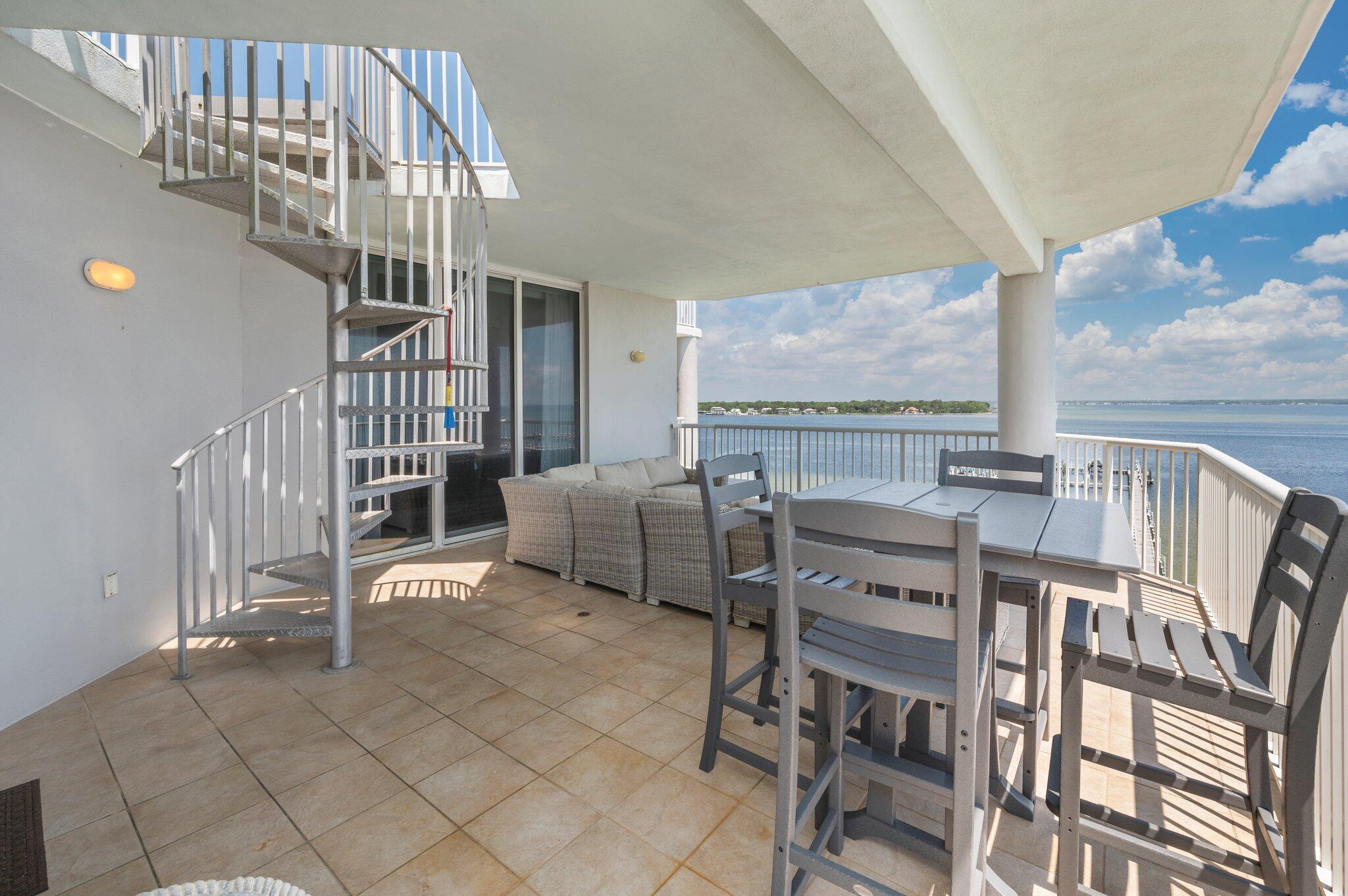 1328 SW Miracle Strip Pkwy PH01