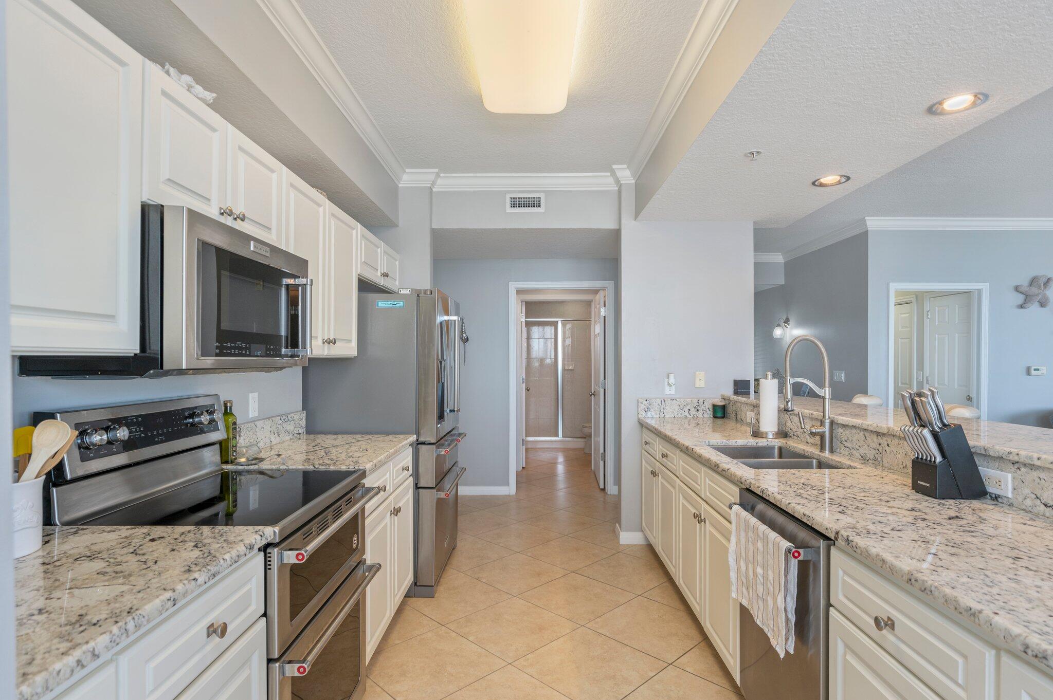 1328 SW Miracle Strip Pkwy PH01