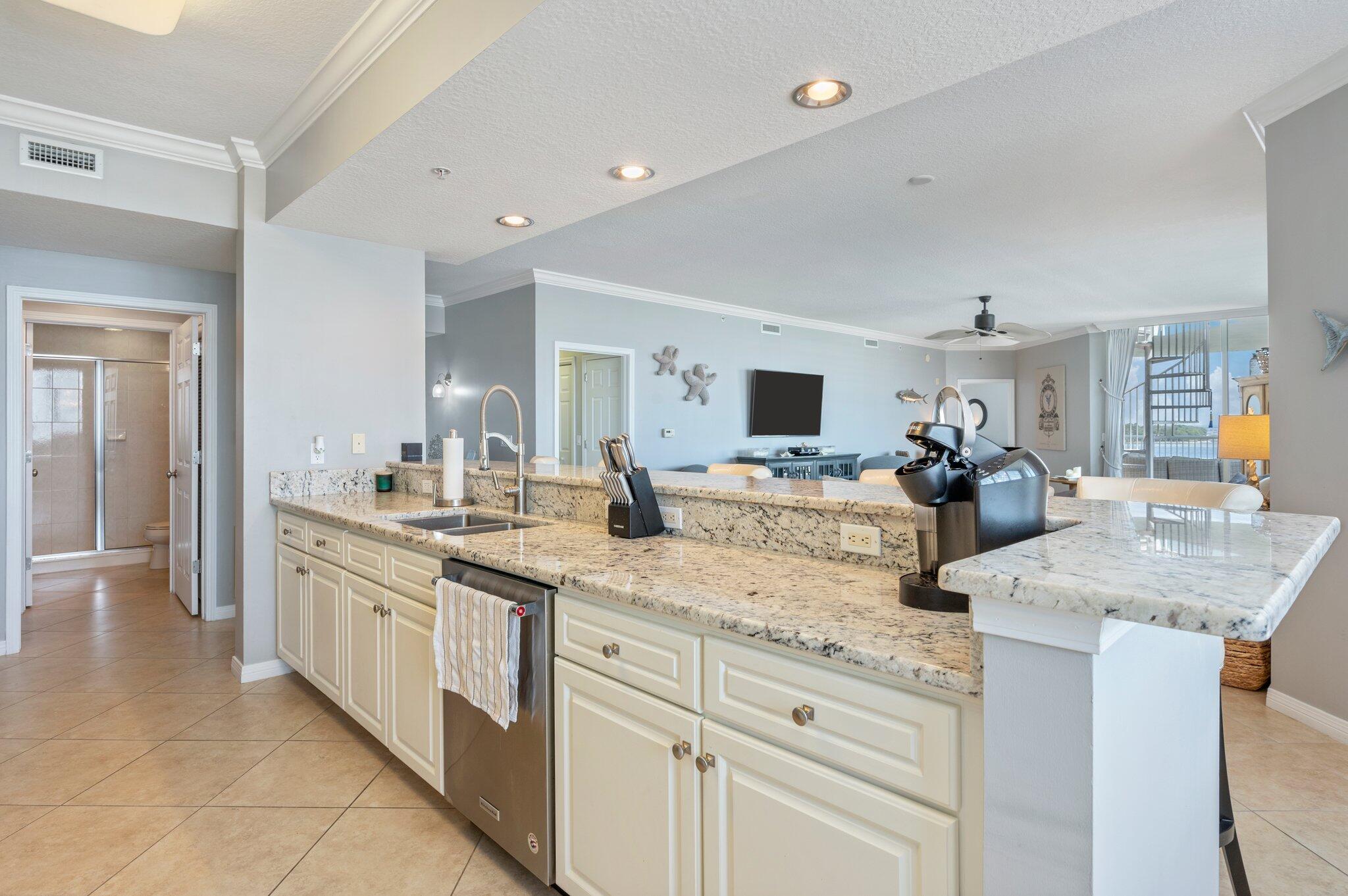 1328 SW Miracle Strip Pkwy PH01