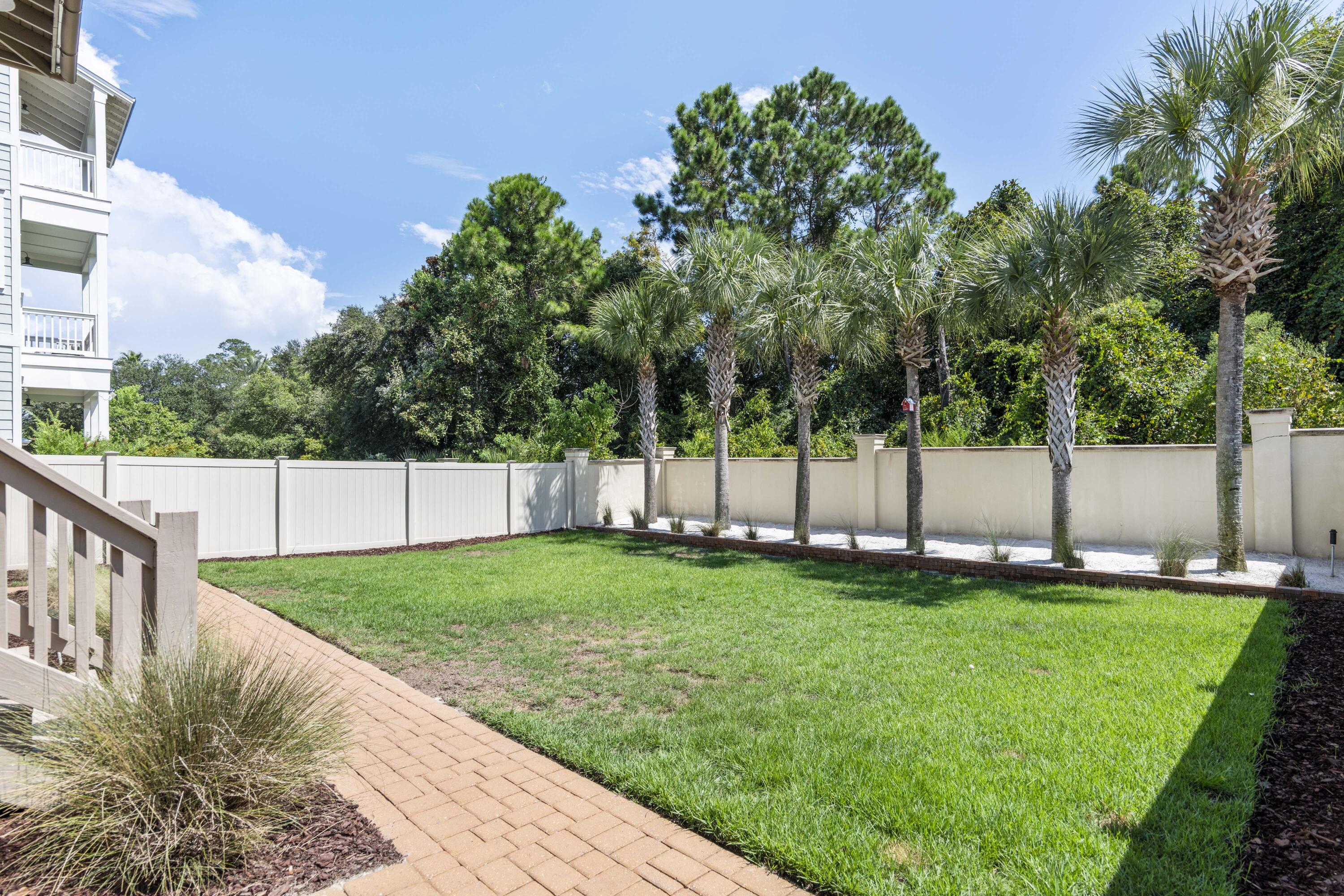 52 S Grande Pointe Drive