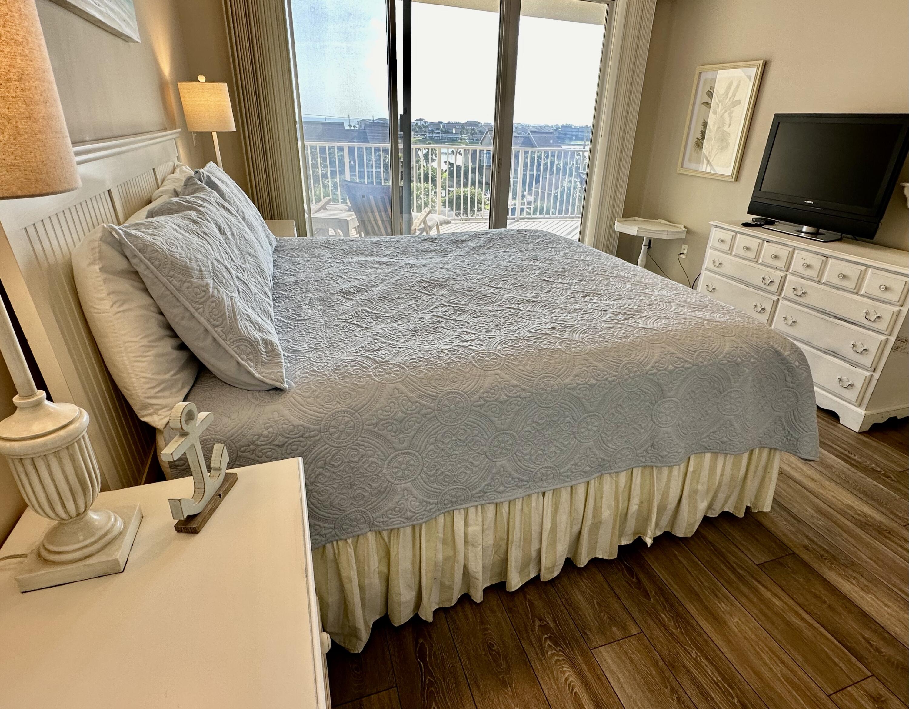 122 Seascape Drive, UNIT 403