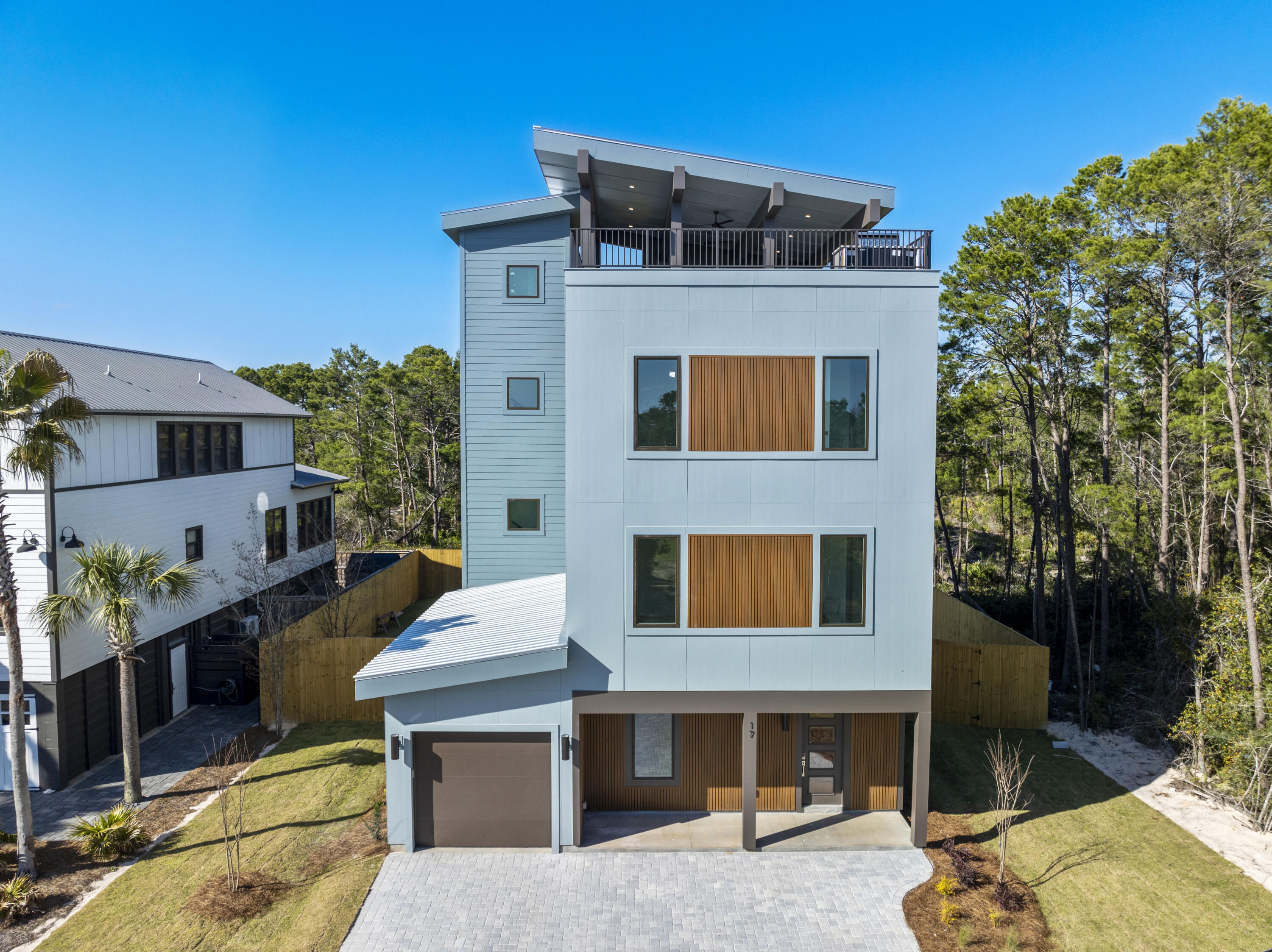17 Woodland Drive