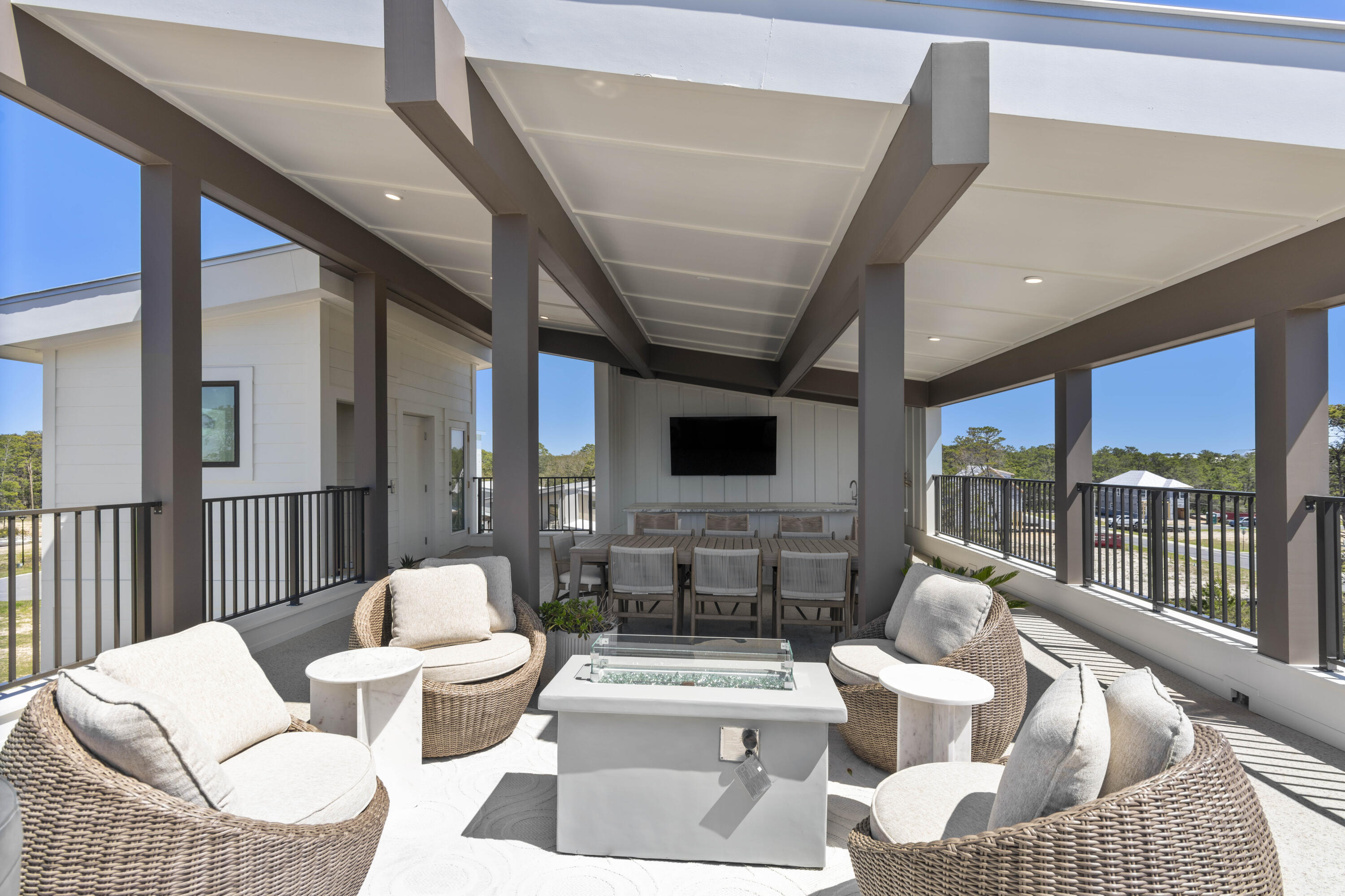 17 Woodland Drive