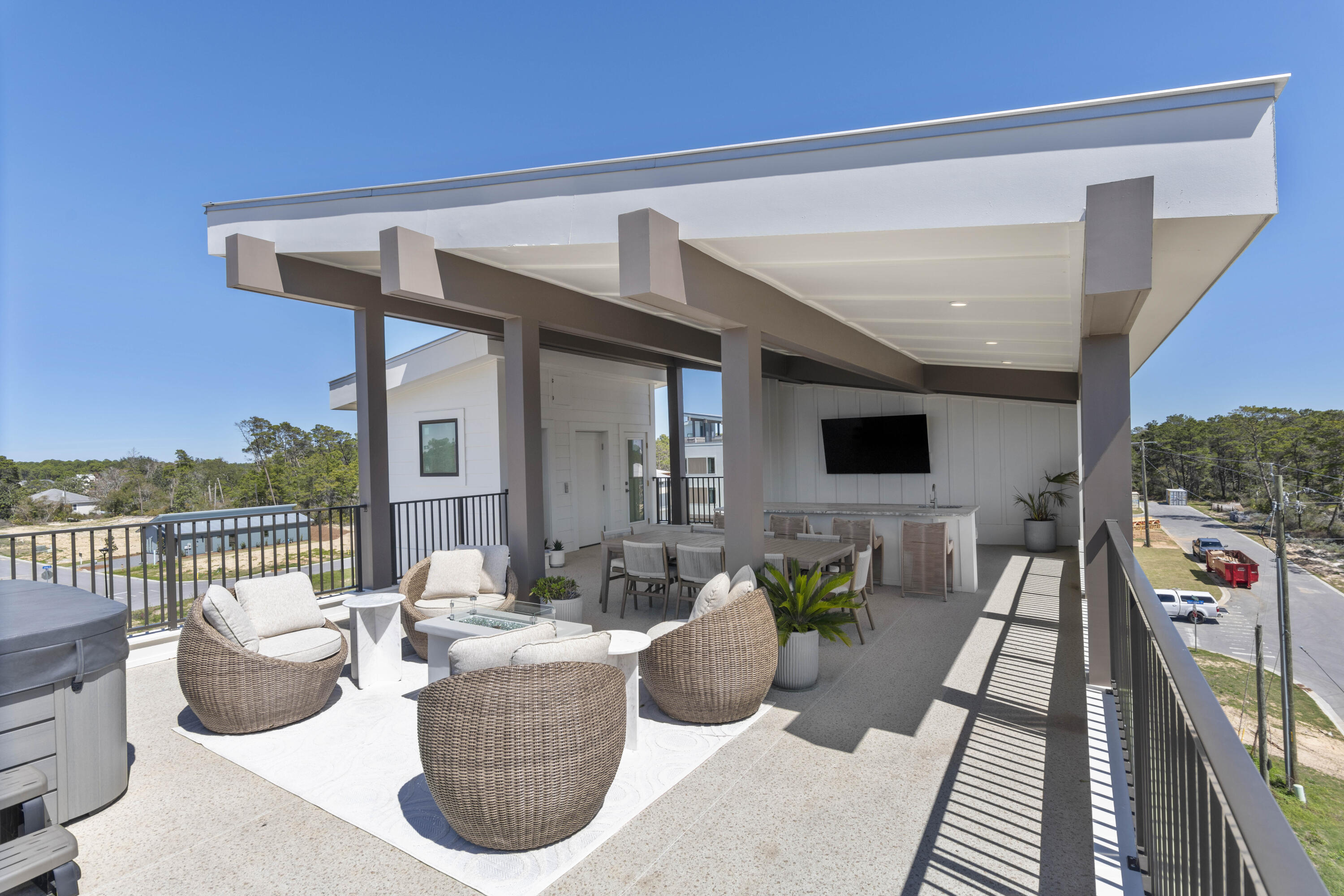 17 Woodland Drive