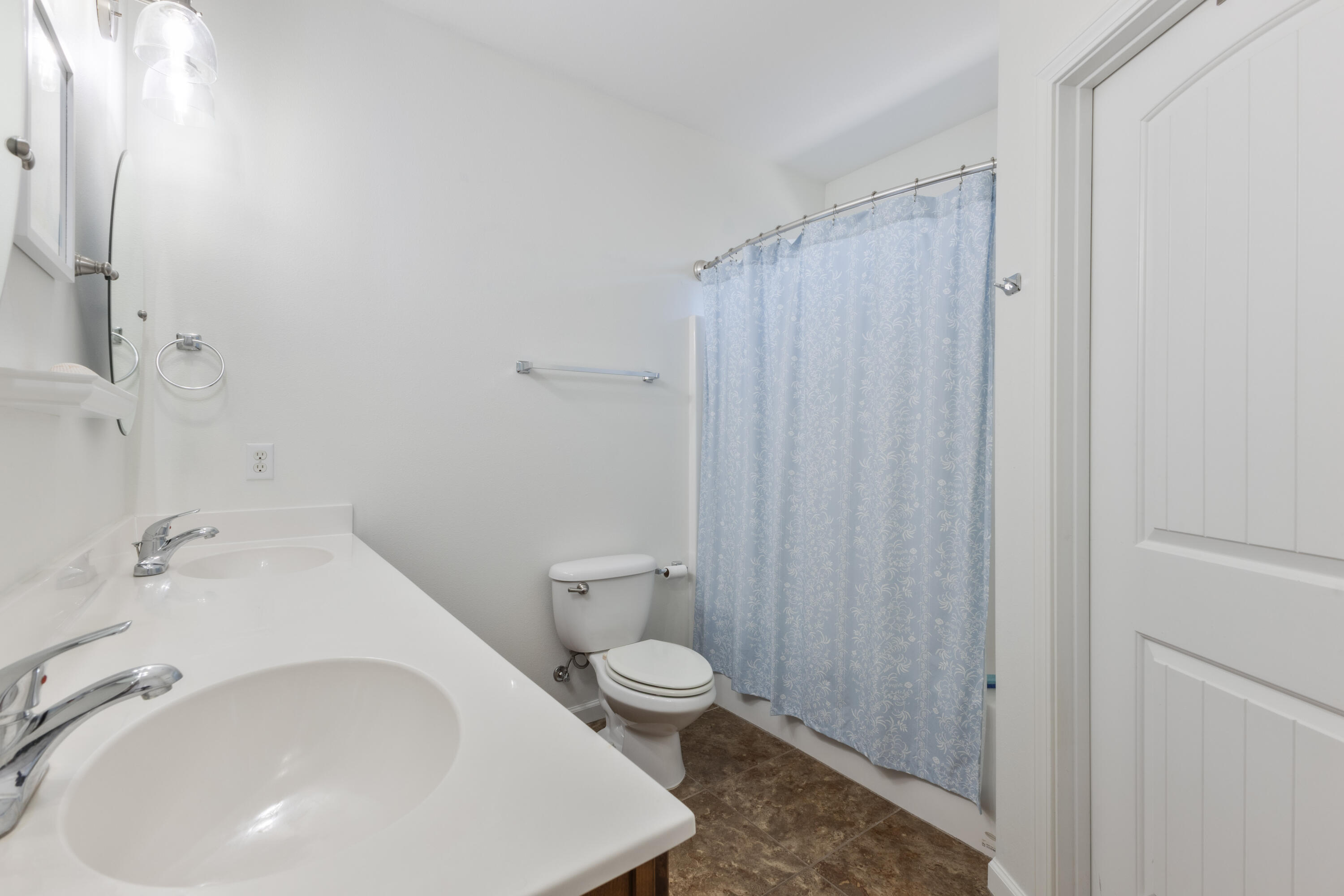 1688 Sycamore Avenue