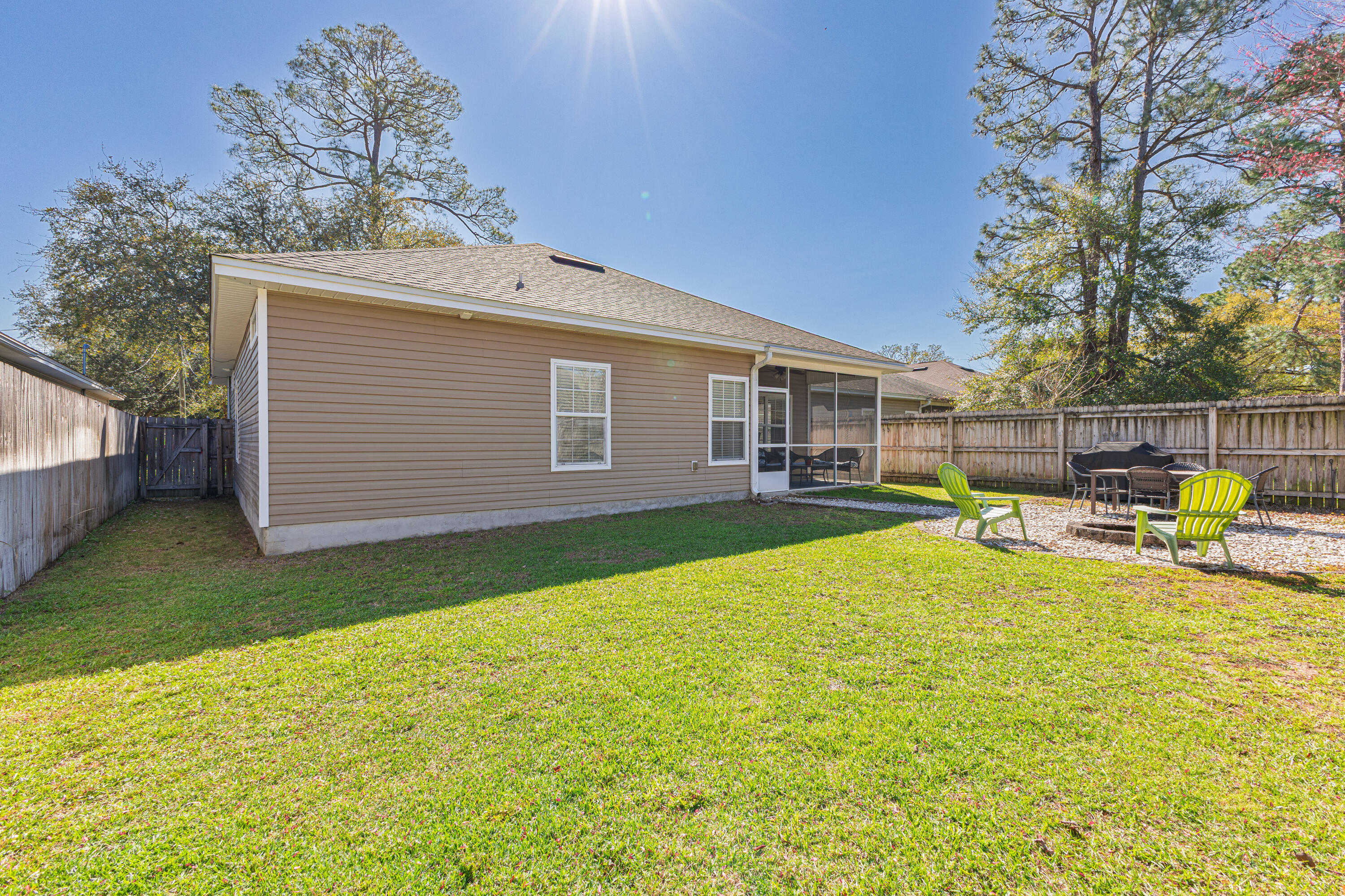 1688 Sycamore Avenue