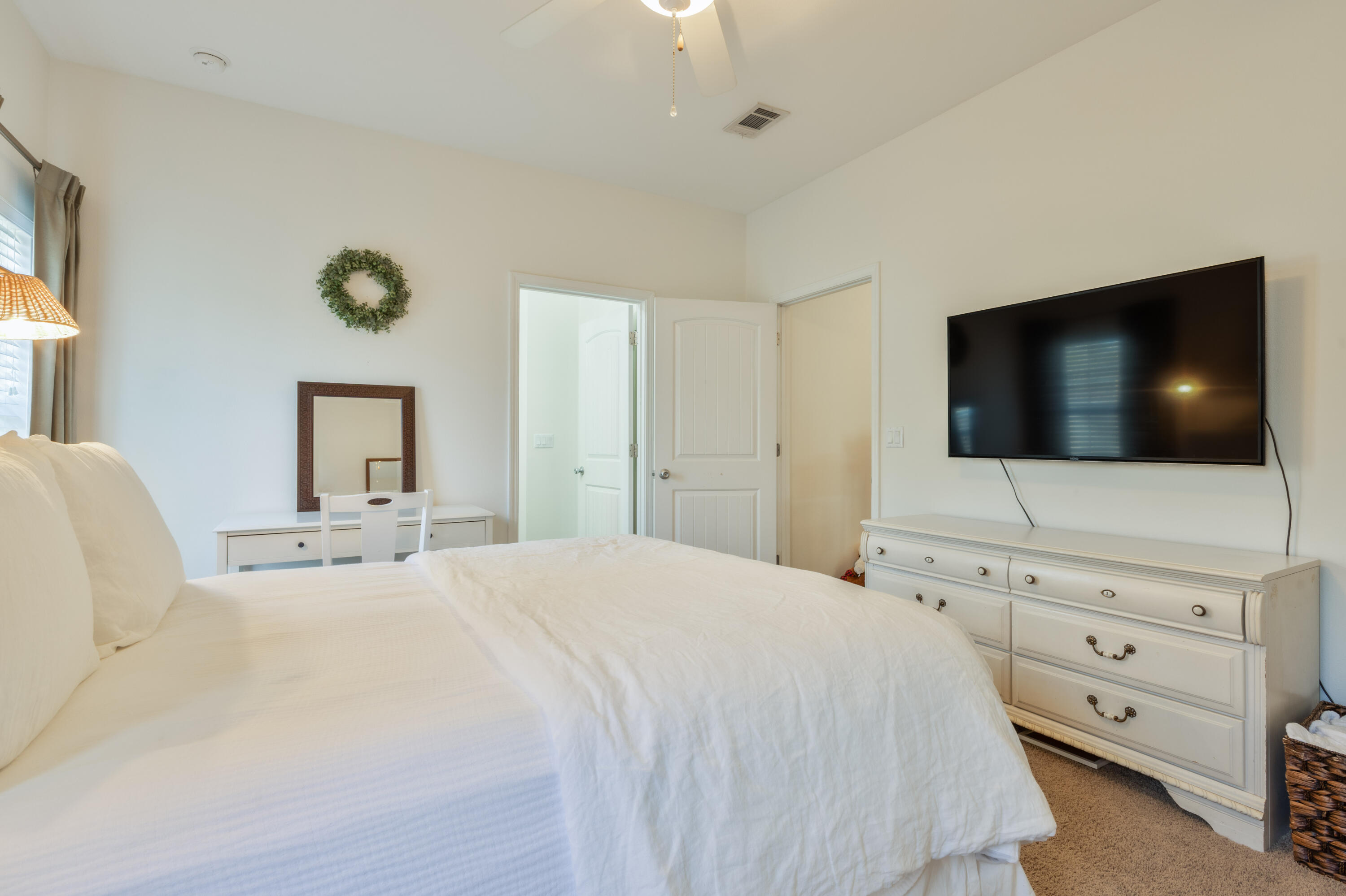 1688 Sycamore Avenue