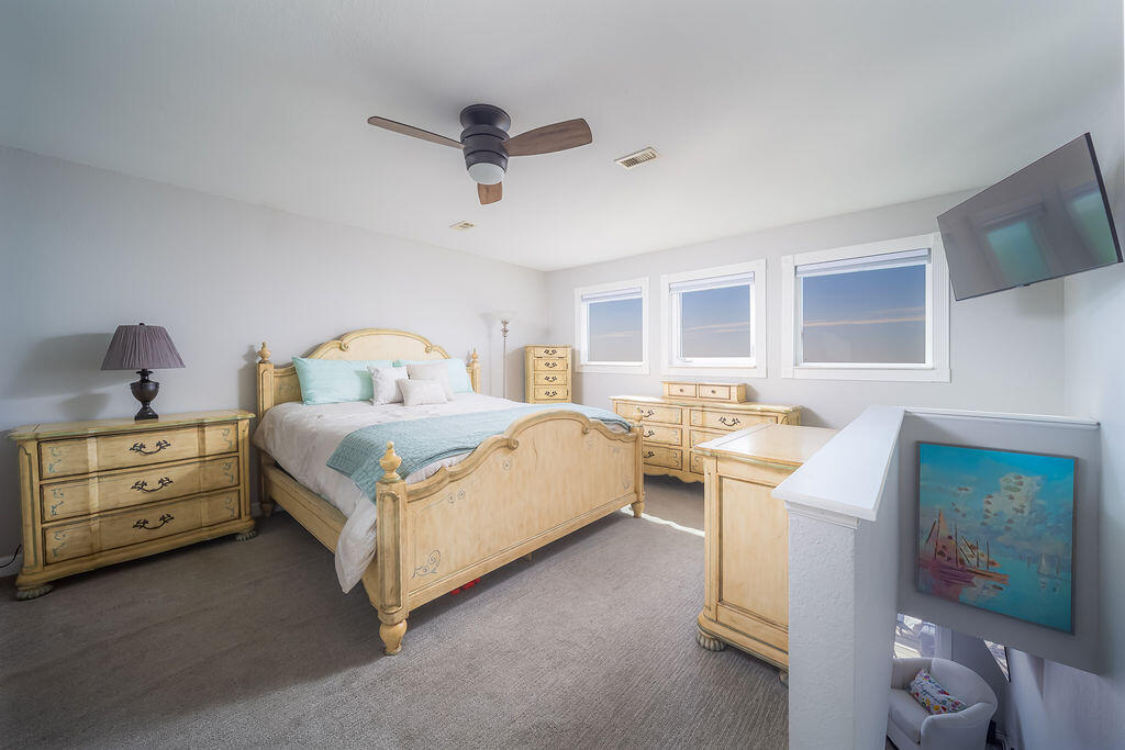 5539 Soundside Drive, C