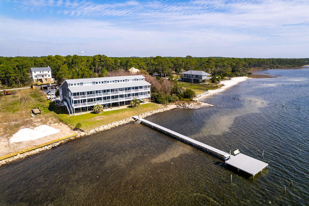 5539 Soundside Drive, C