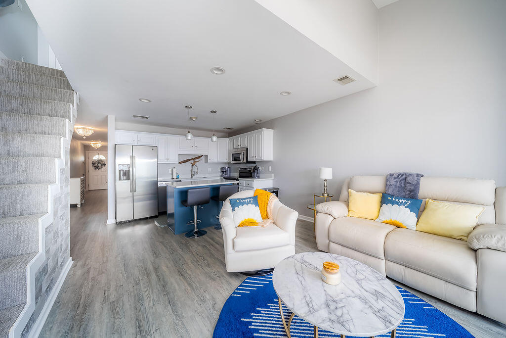 5539 Soundside Drive, C