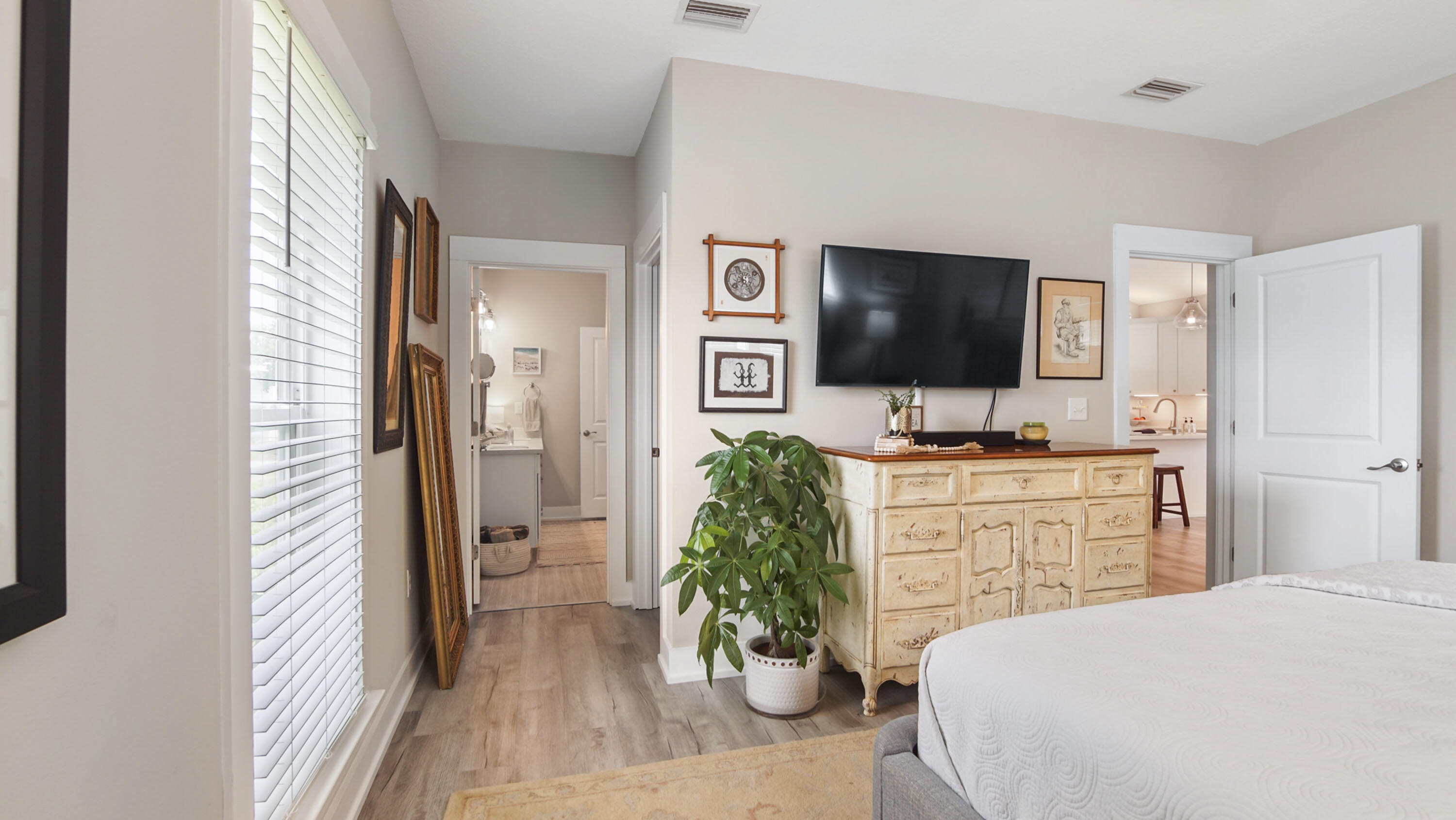 122 Sea Breeze Circle