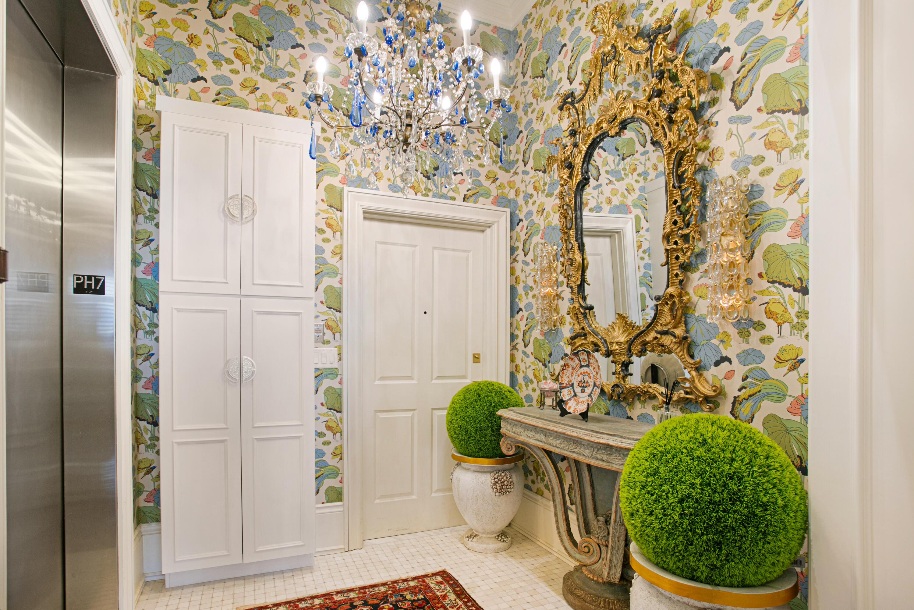 404 Kelly Plantation Drive, PH 7