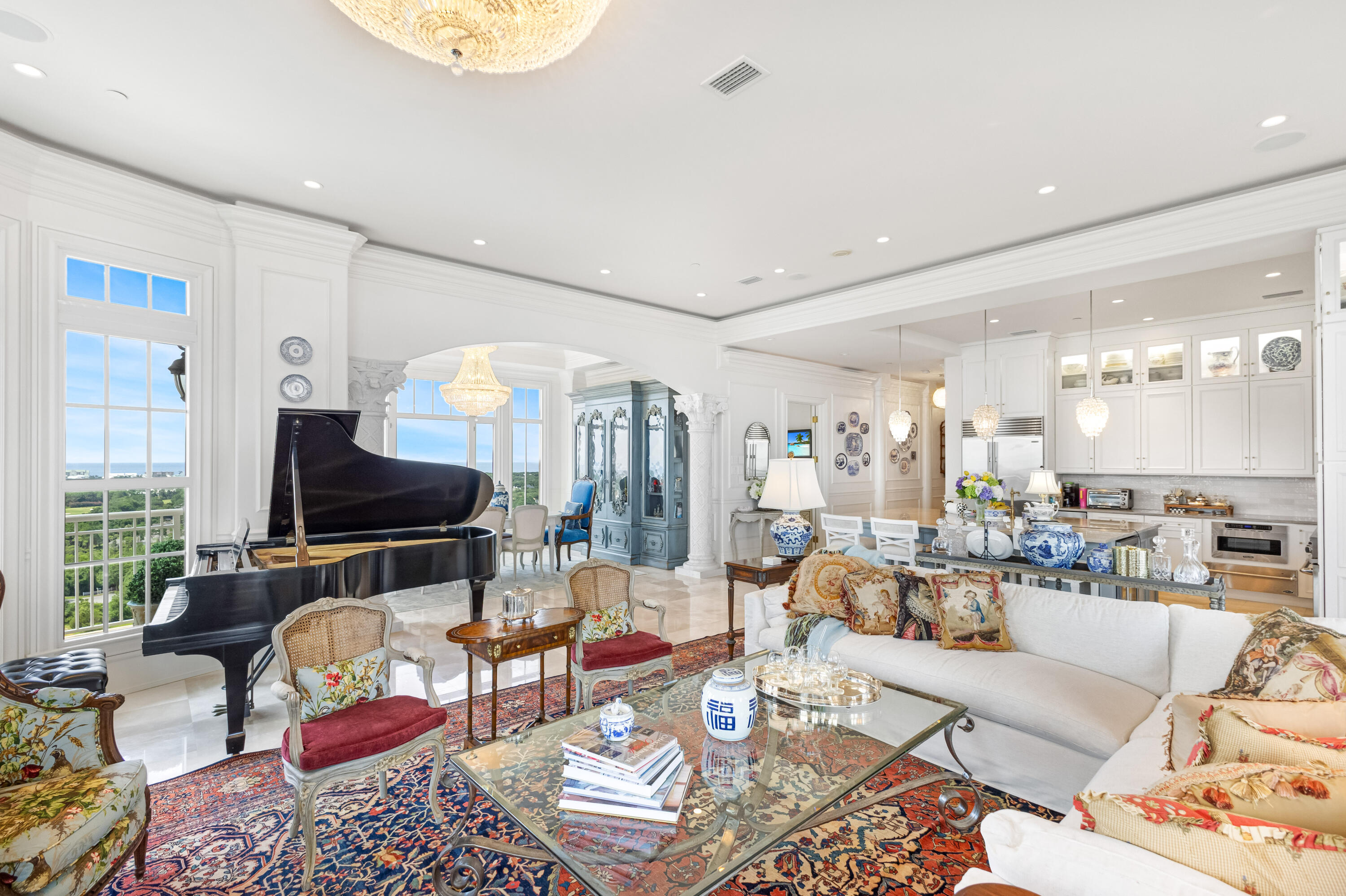 404 Kelly Plantation Drive, PH 7