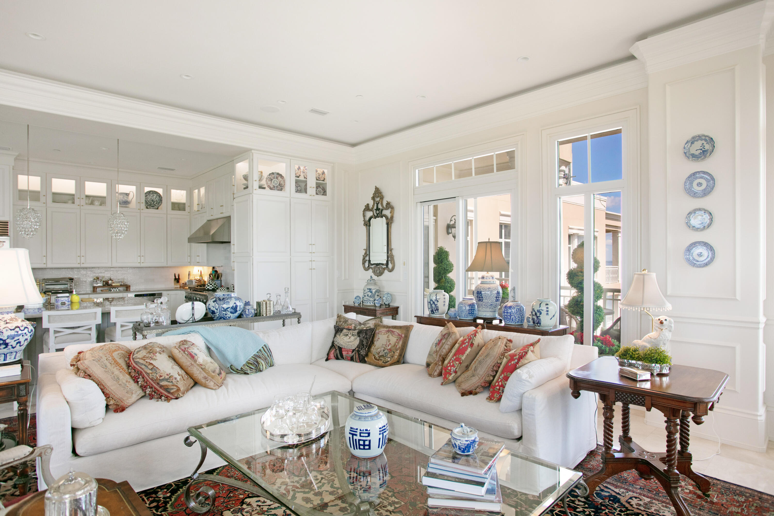 404 Kelly Plantation Drive, PH 7