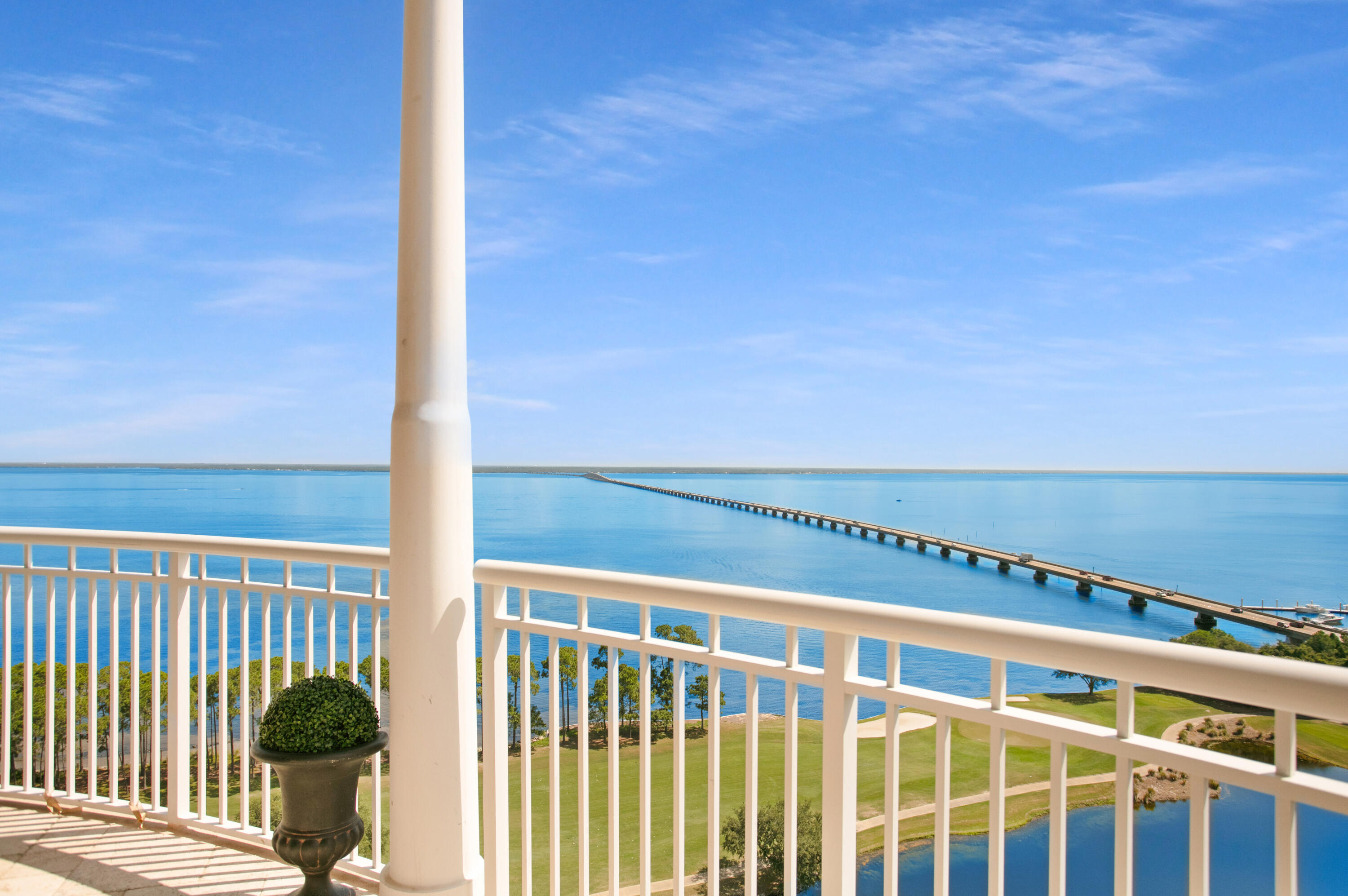 404 Kelly Plantation Drive, PH 7