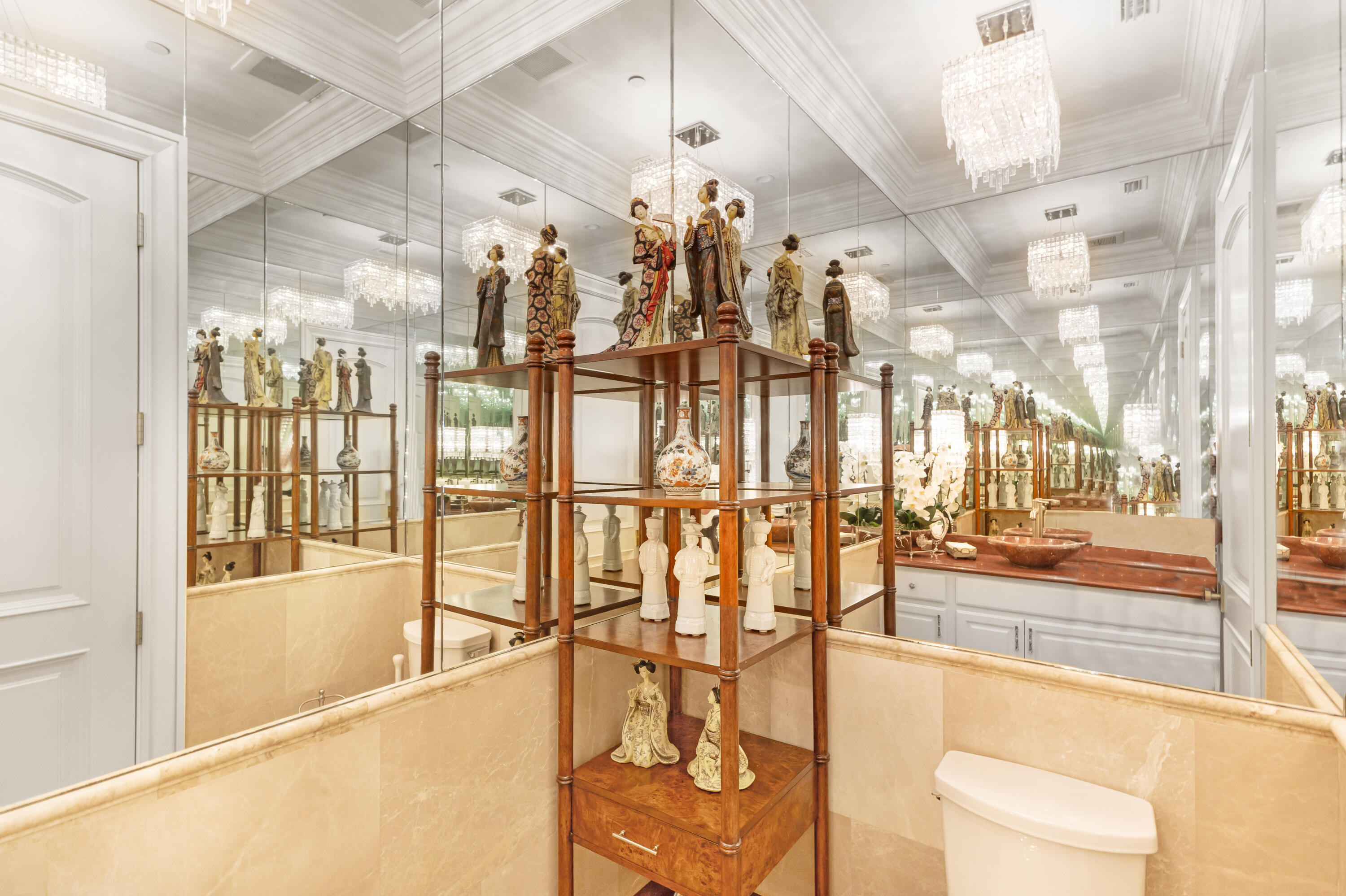 404 Kelly Plantation Drive, PH 7