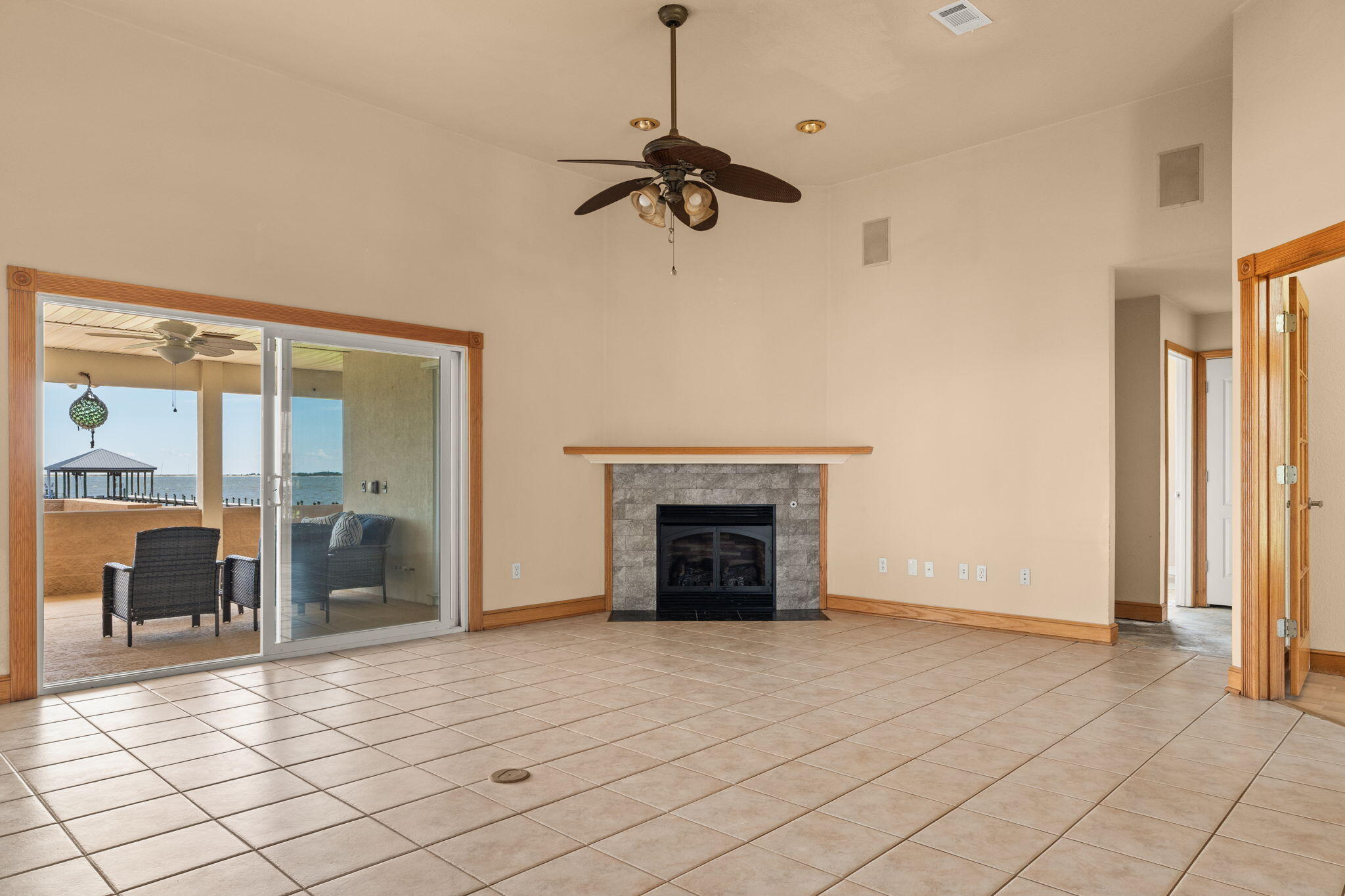 9275 Lilge Drive