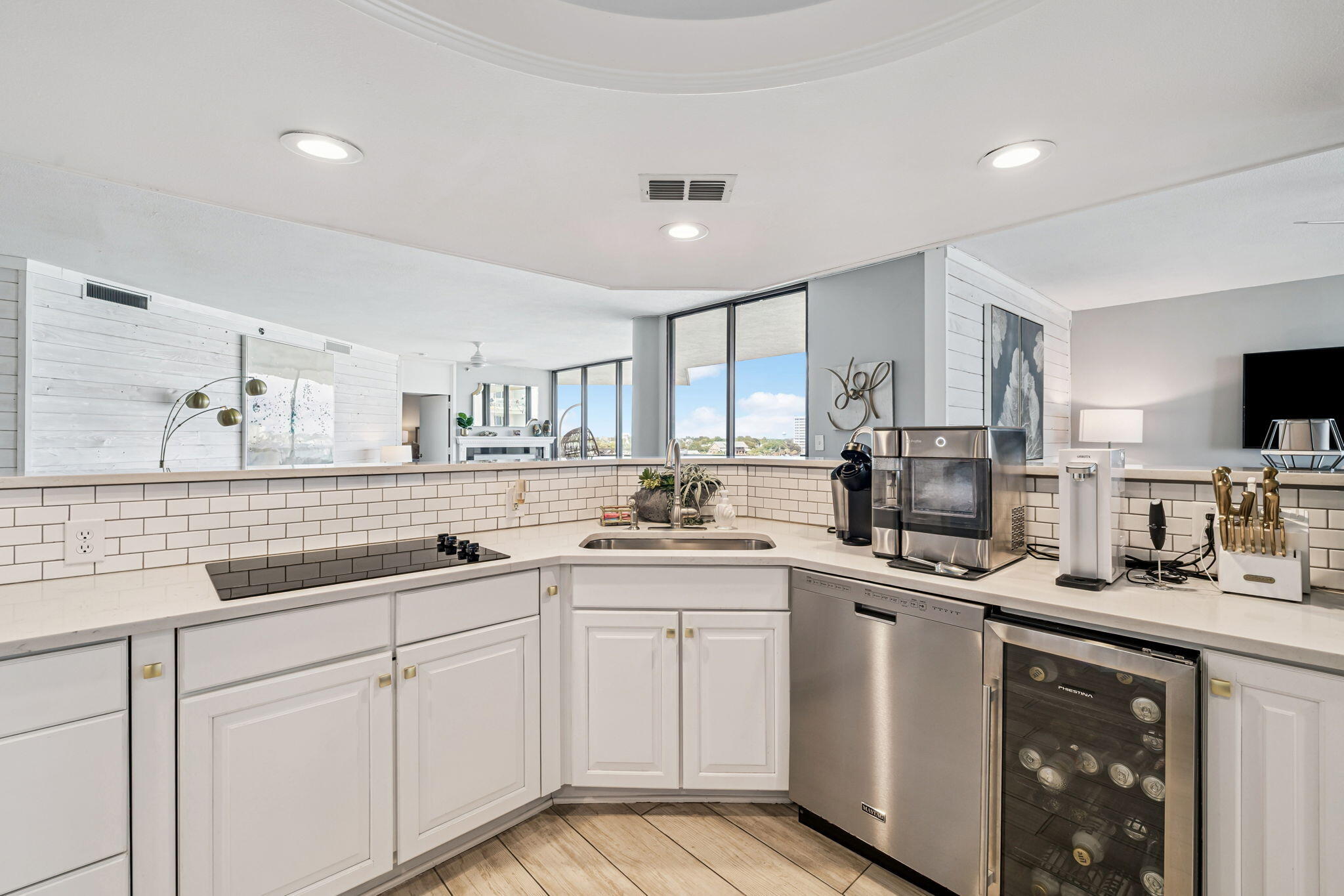 100 Gulf Shore Drive, 602