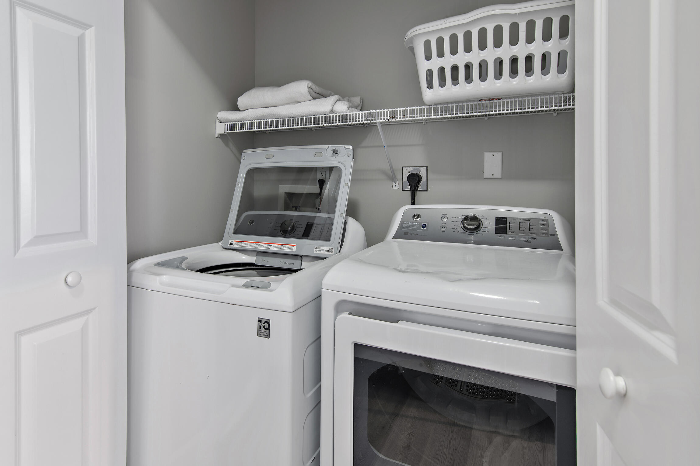 15200 Emerald Coast Parkway, UNIT 206