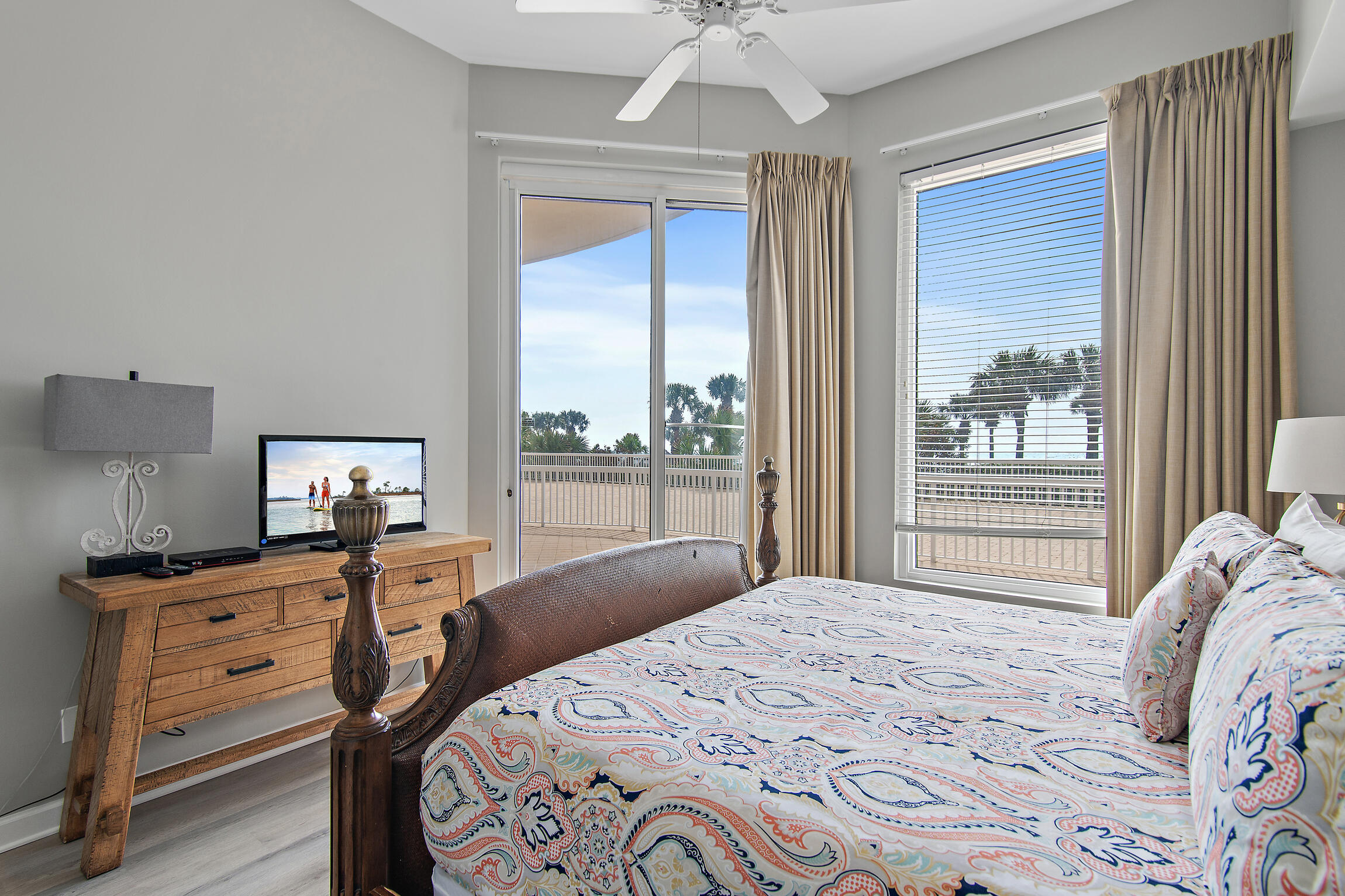 15200 Emerald Coast Parkway, UNIT 206