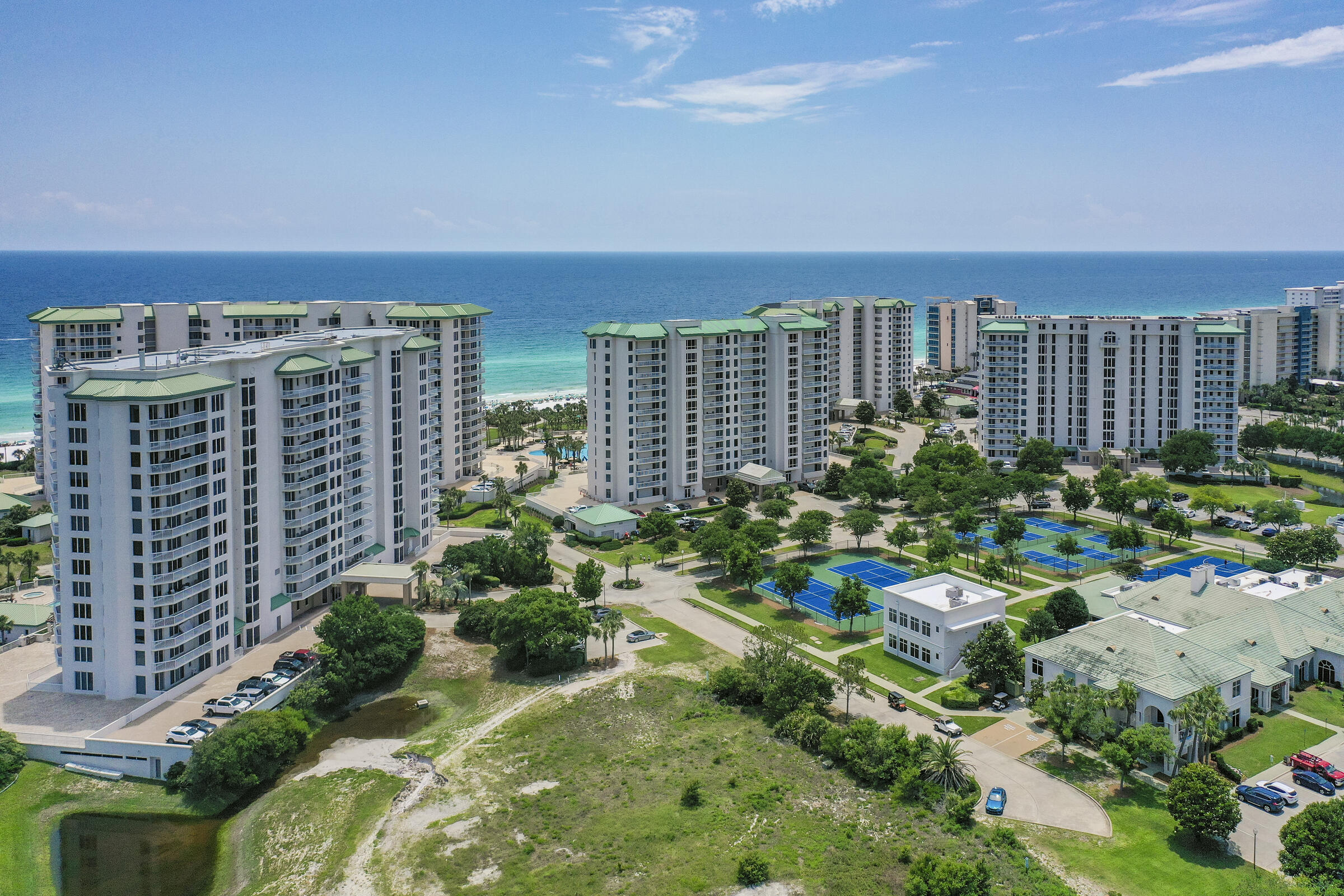 15200 Emerald Coast Parkway, UNIT 206
