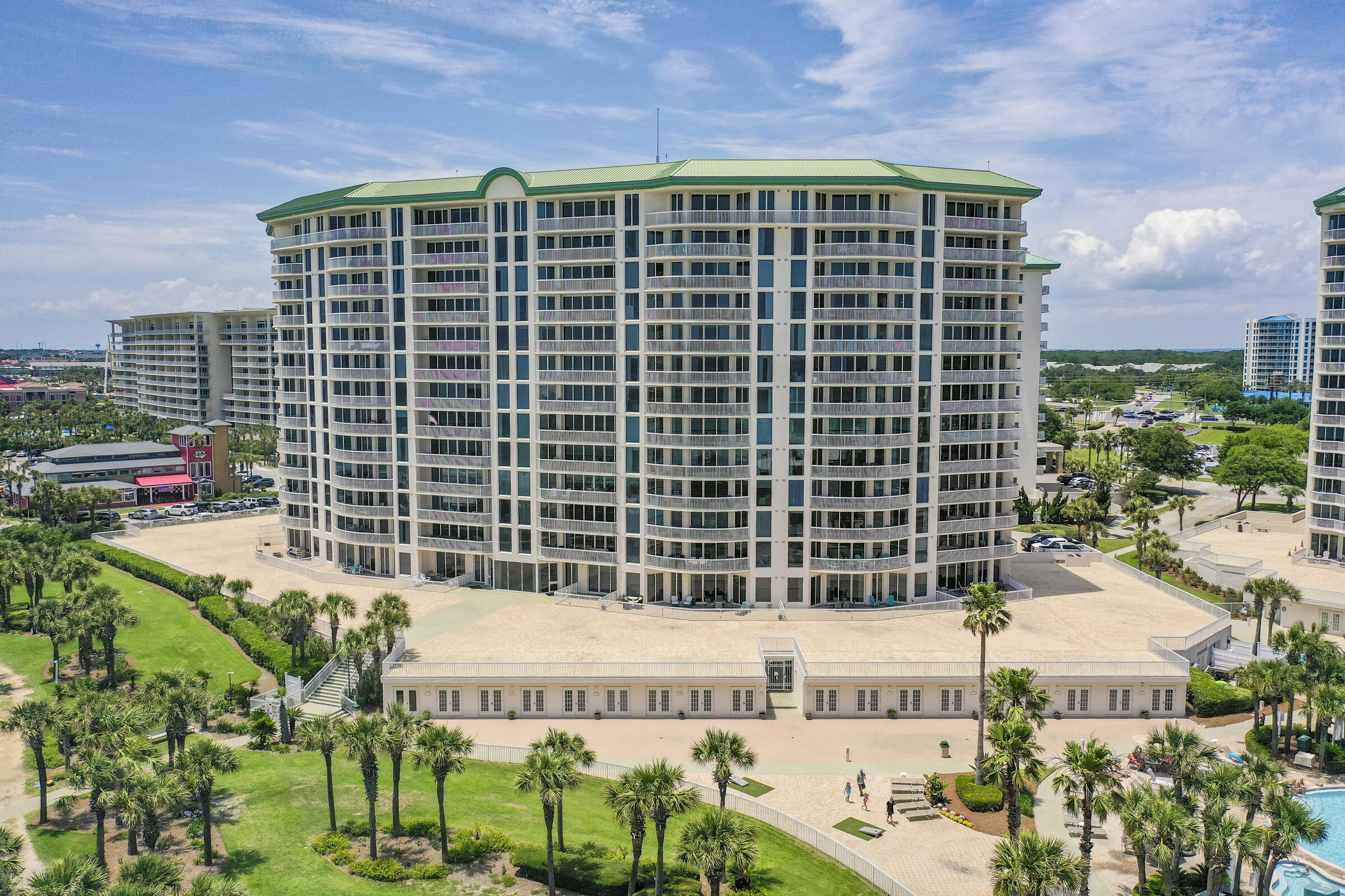 15200 Emerald Coast Parkway, UNIT 206