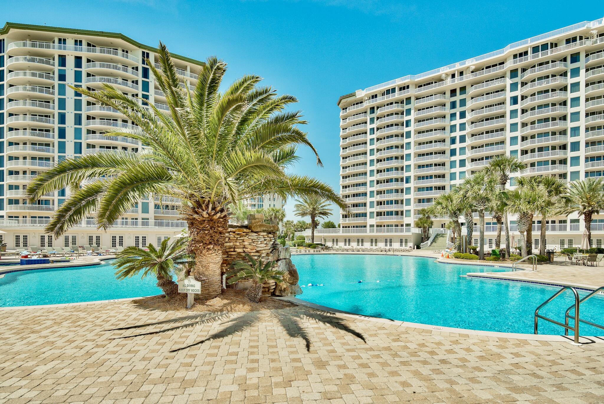 15200 Emerald Coast Parkway, UNIT 206