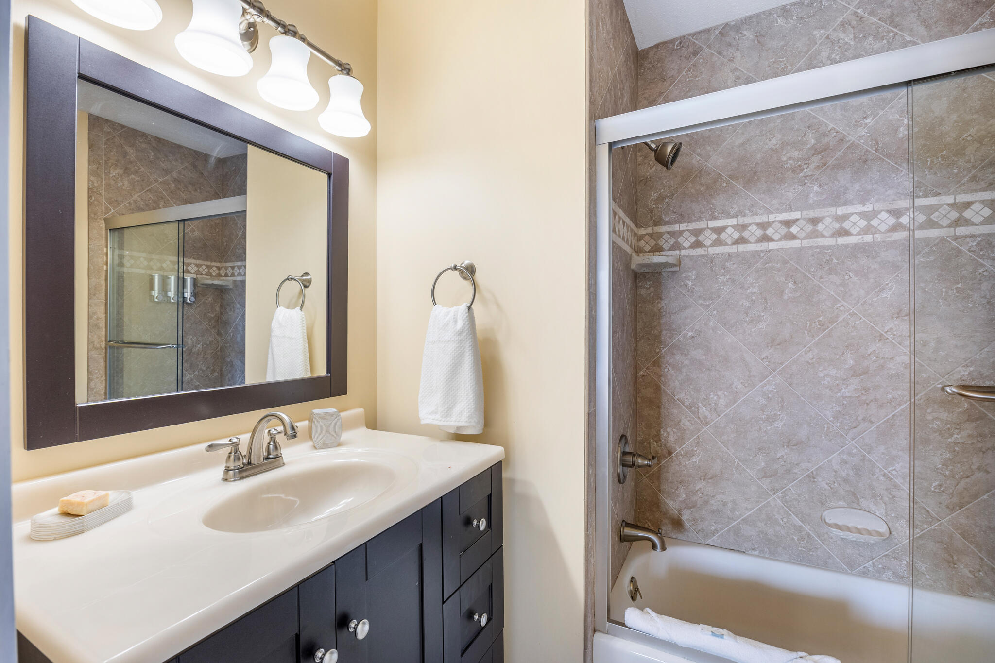 11 Driftwood Road, UNIT 2