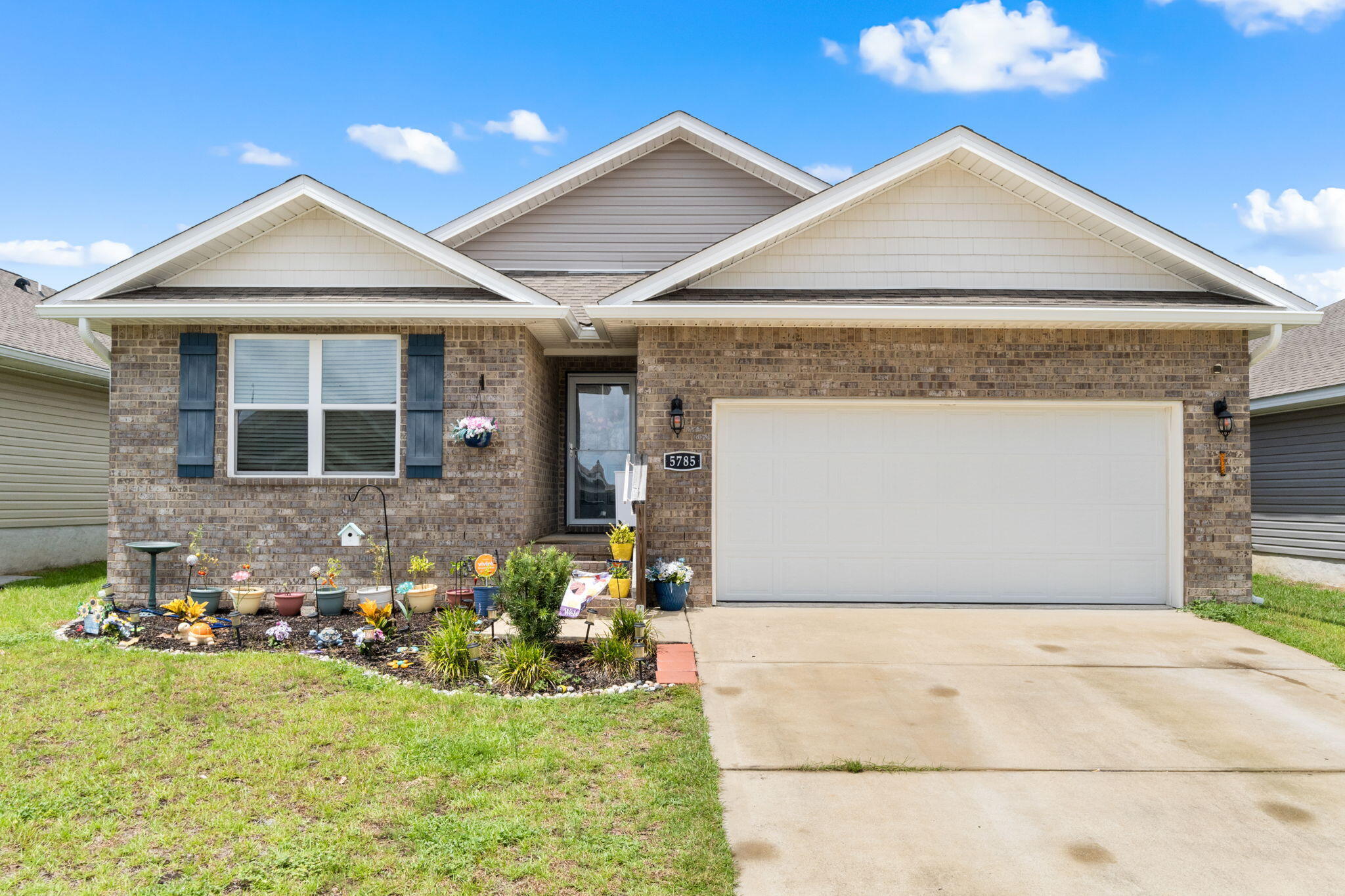 5785 Guinevere Lane