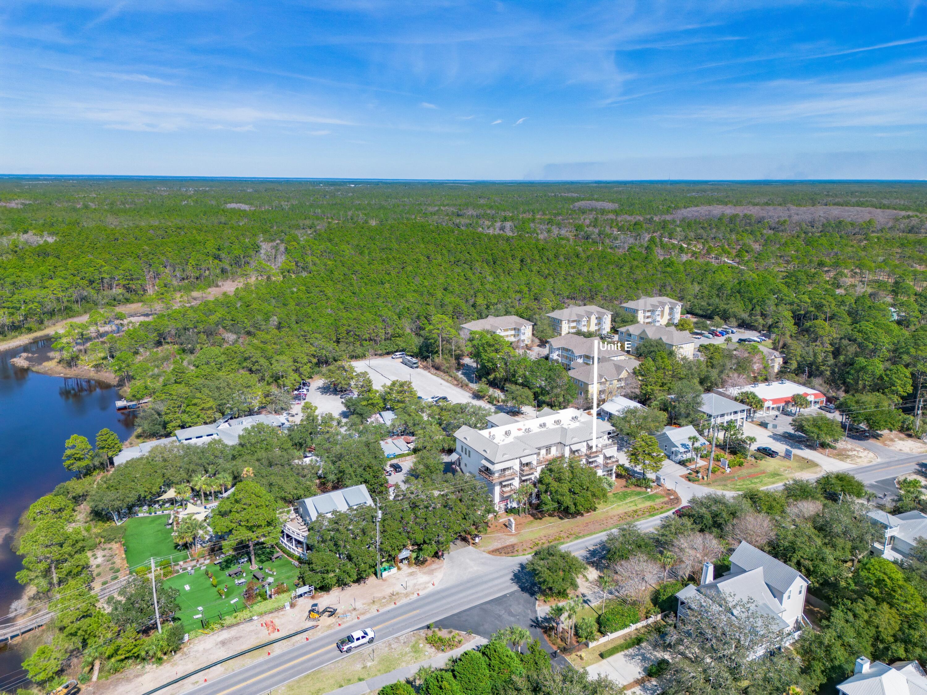 5231 E County Highway 30A, UNIT E