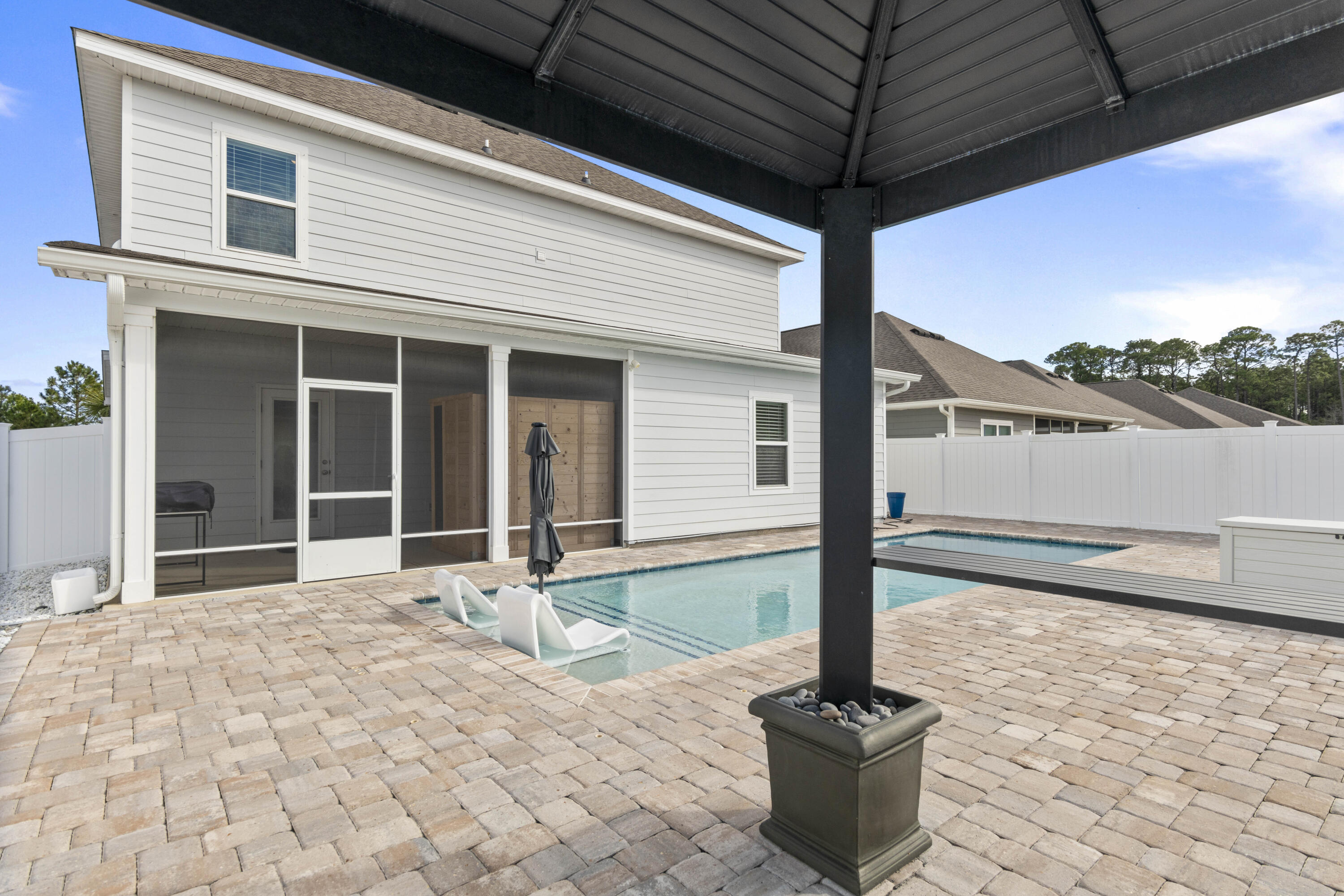 99 Stonegate Circle