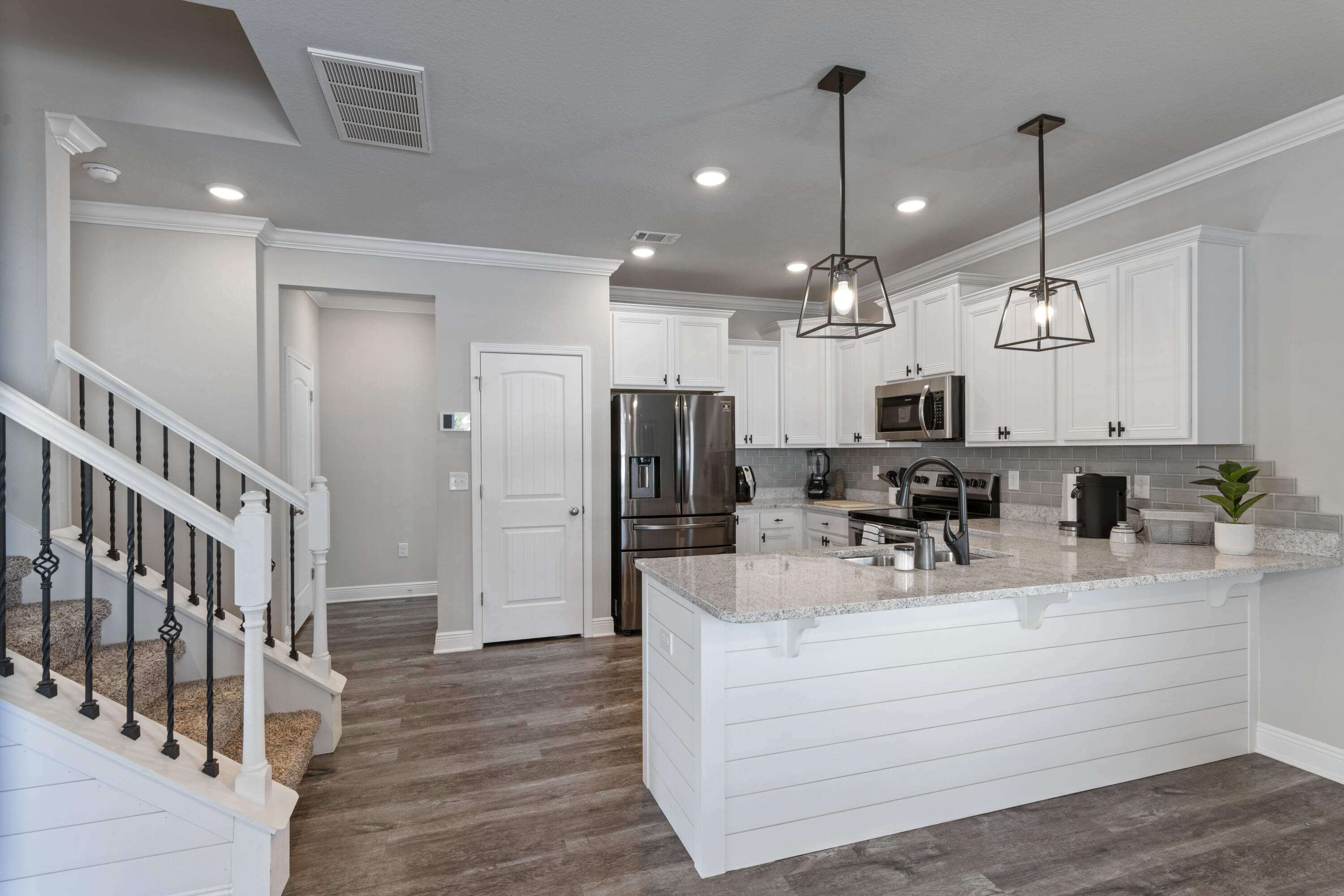 99 Stonegate Circle