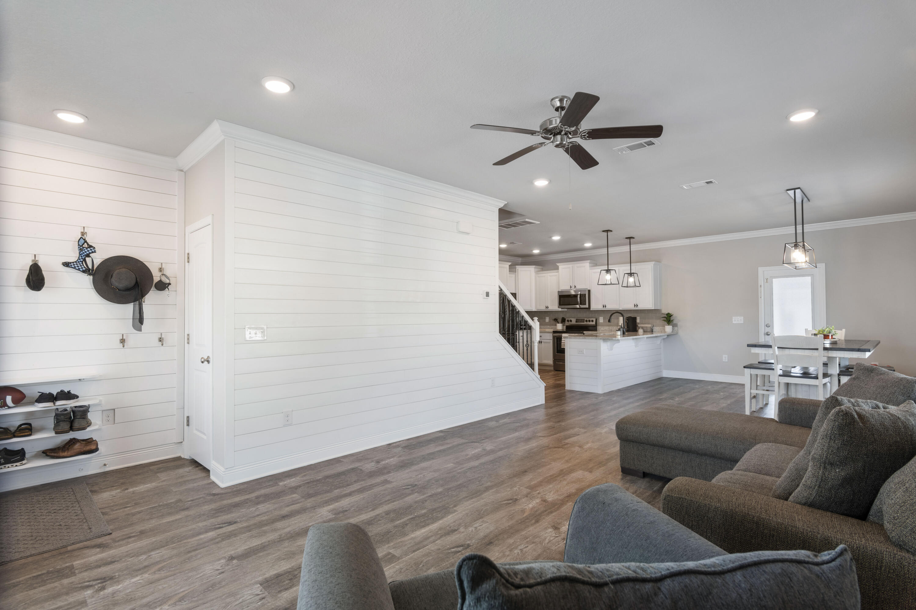 99 Stonegate Circle