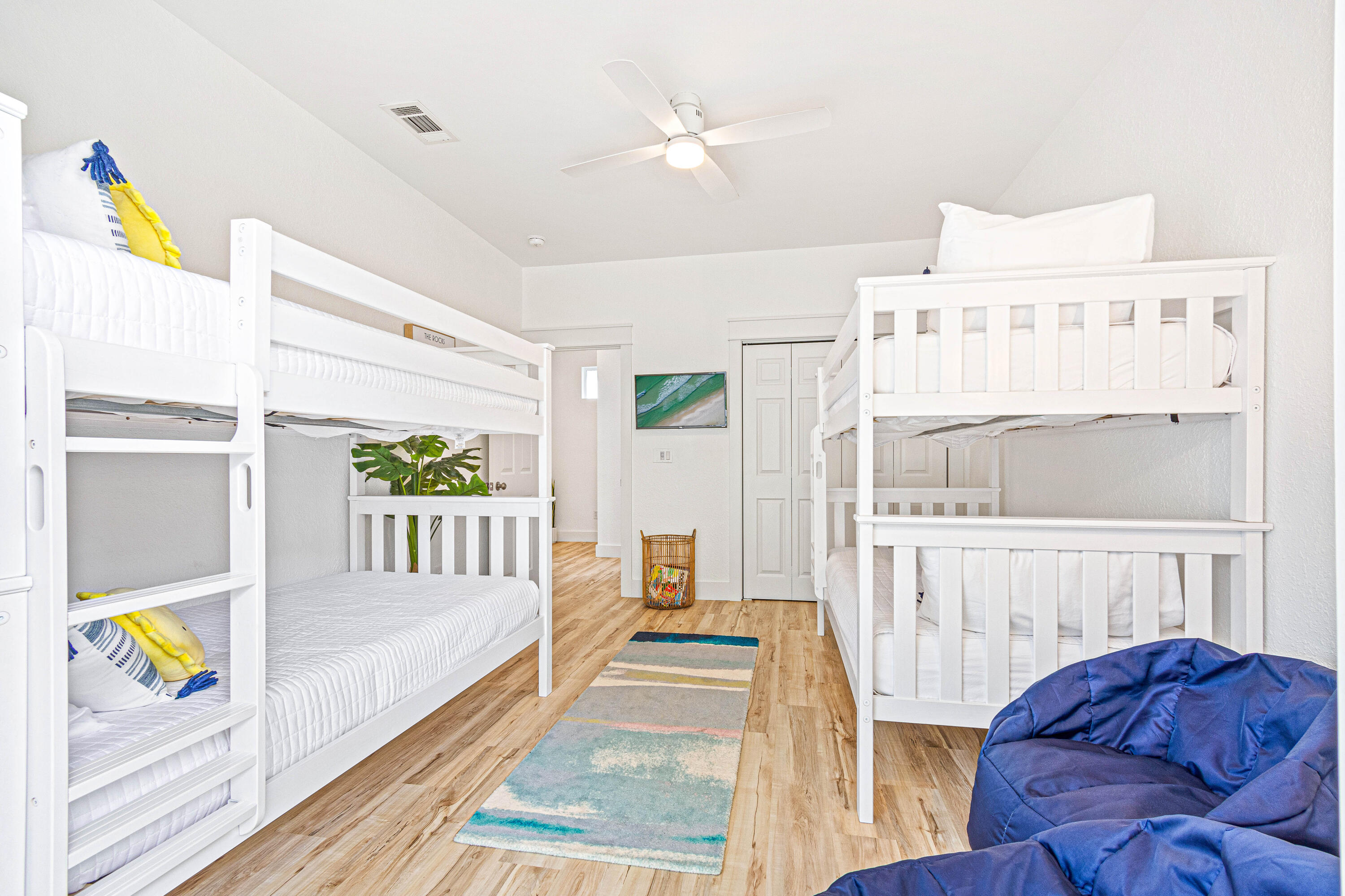 21 Onyx Cove