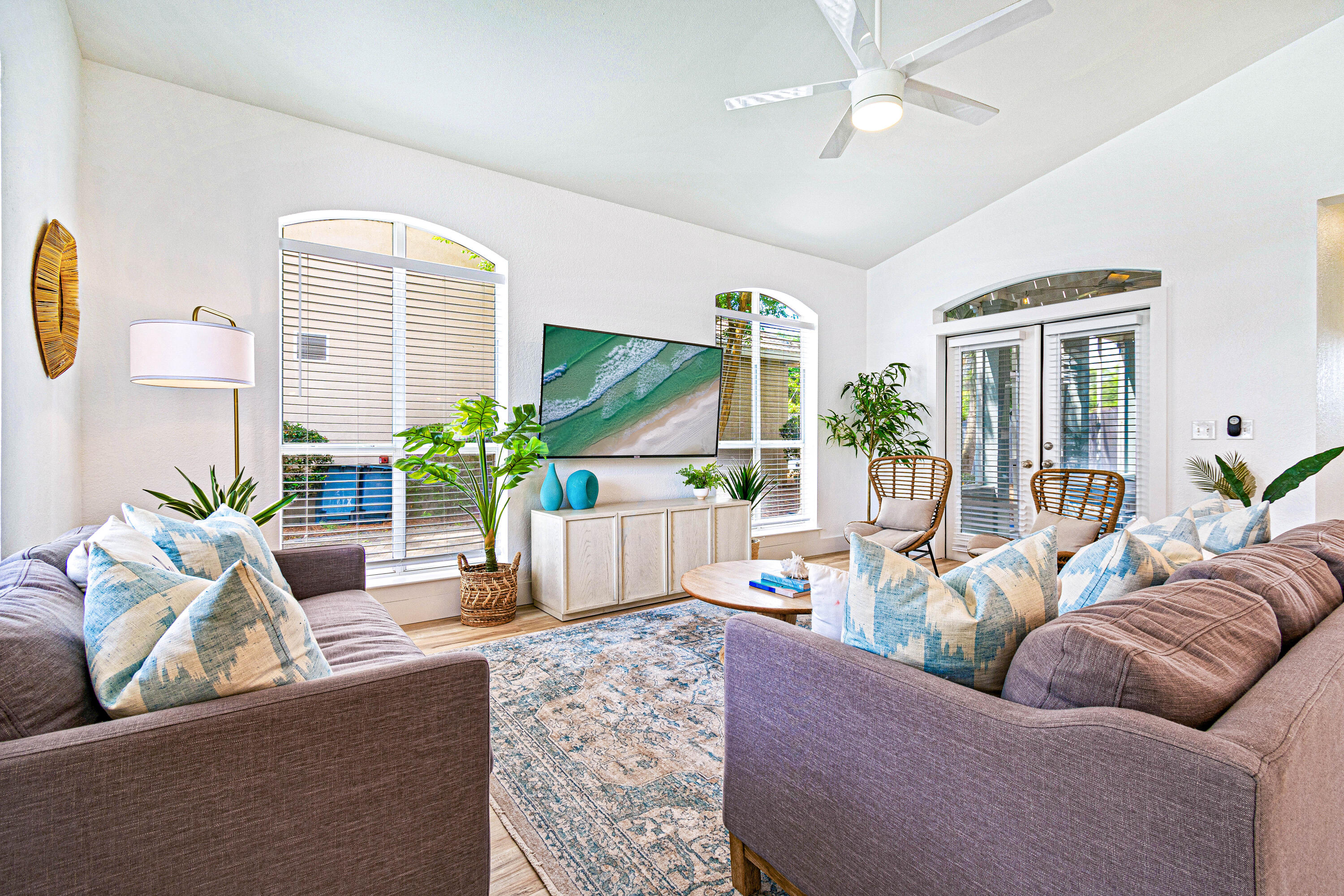 21 Onyx Cove