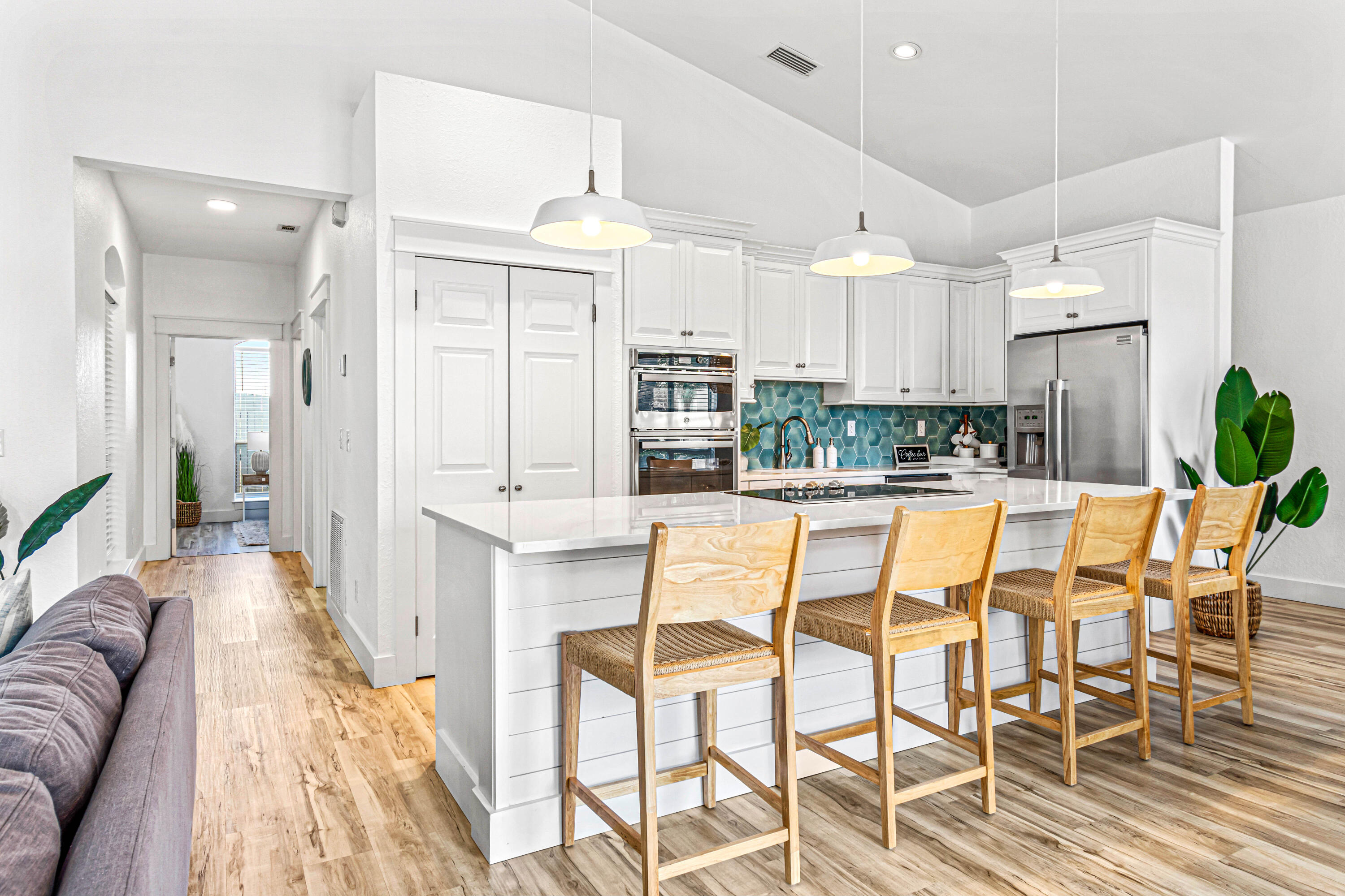 21 Onyx Cove