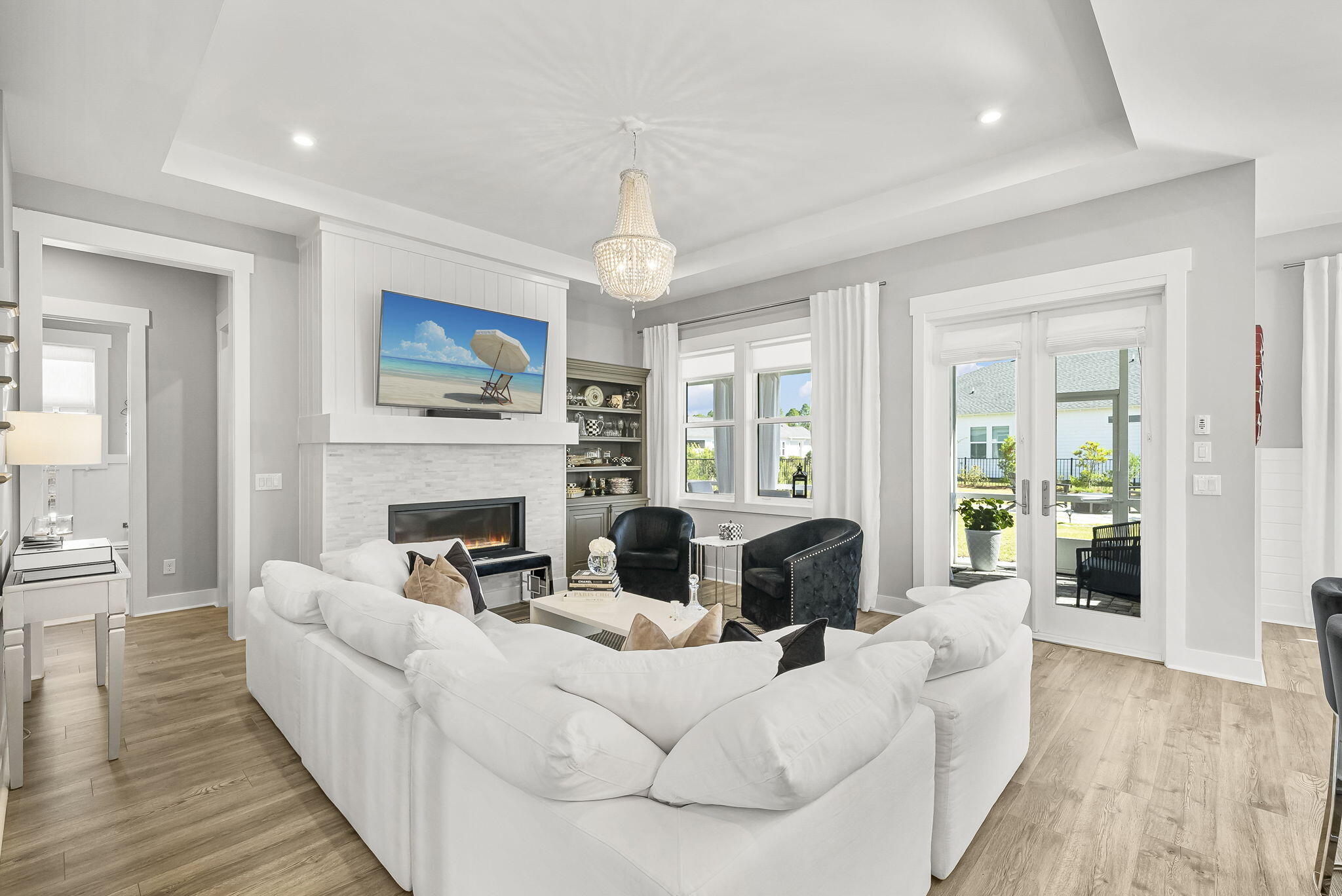 320 Naturewalk Boulevard