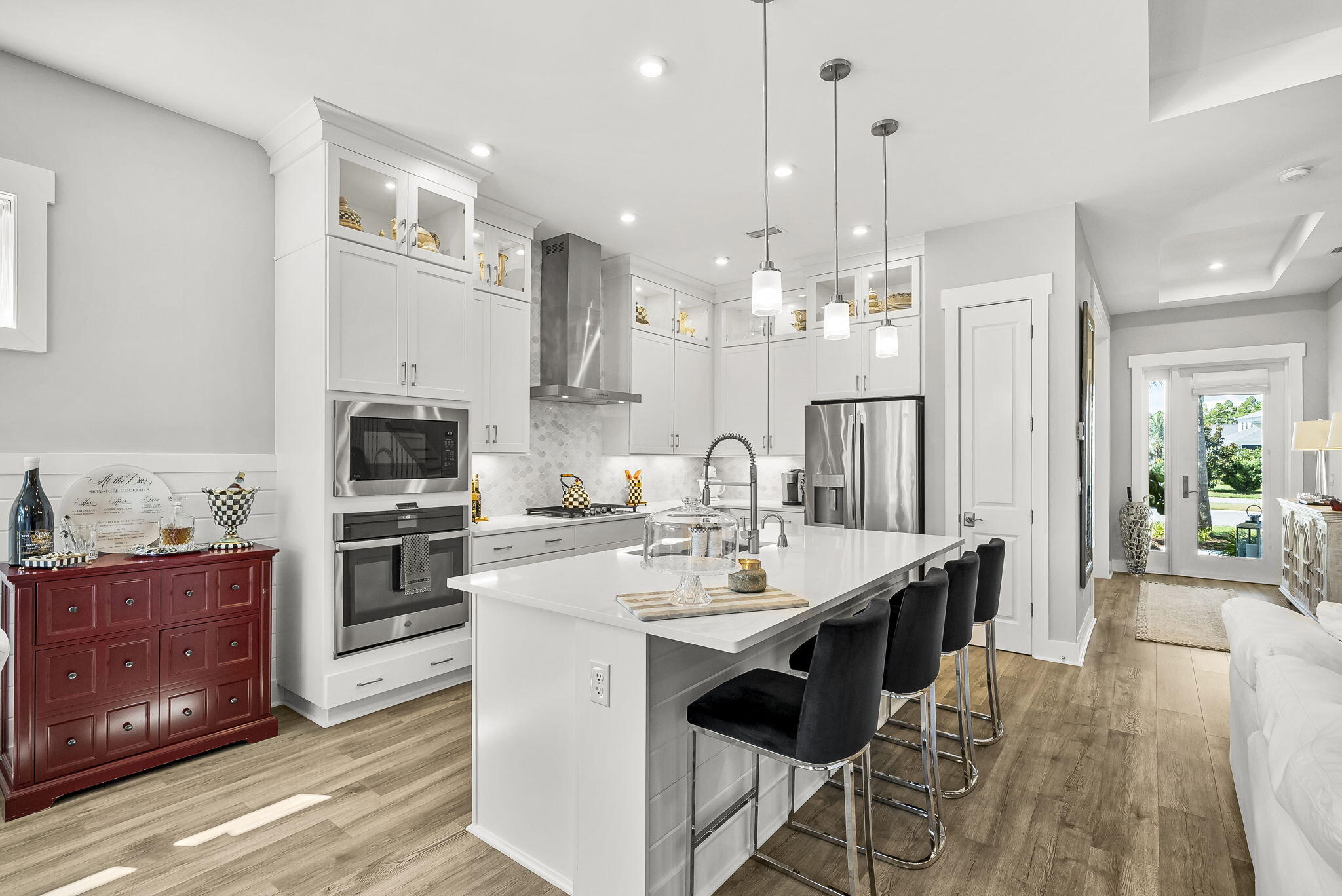 320 Naturewalk Boulevard